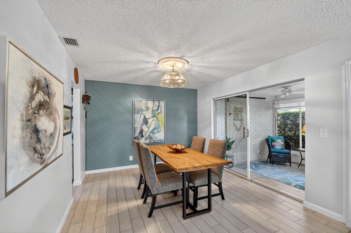 LIMETREE CONDO - Residential