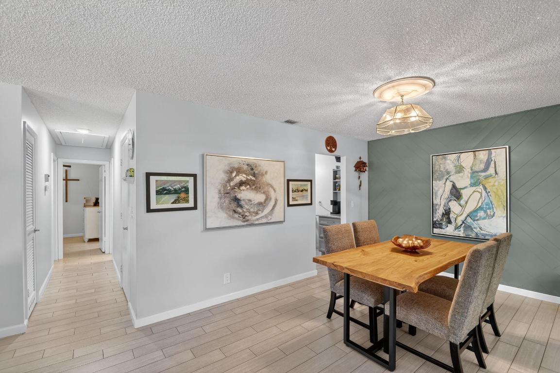 LIMETREE CONDO - Residential