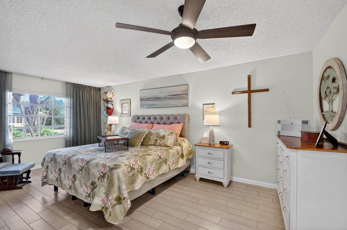 LIMETREE CONDO - Residential