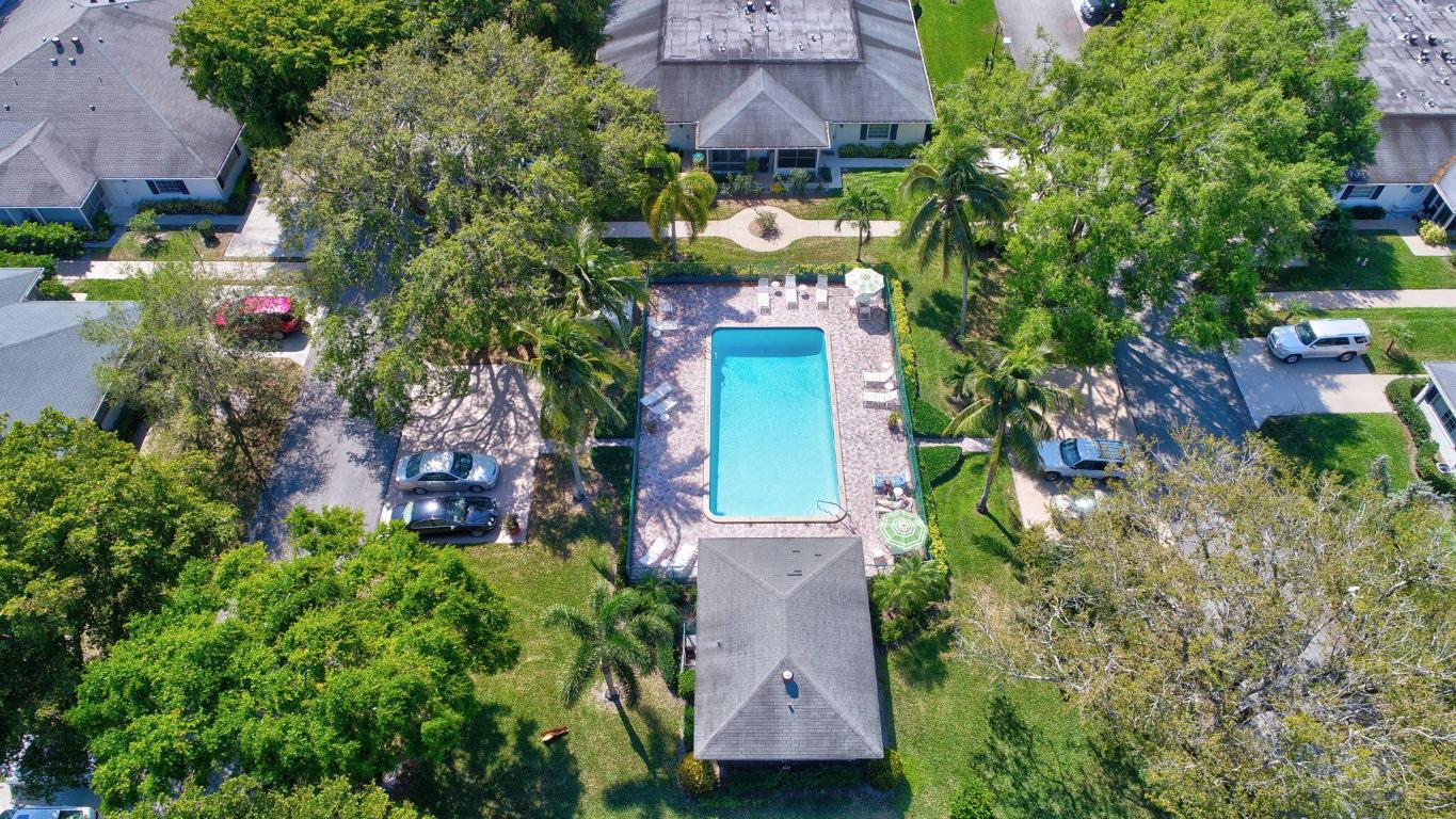 LIMETREE CONDO - Residential