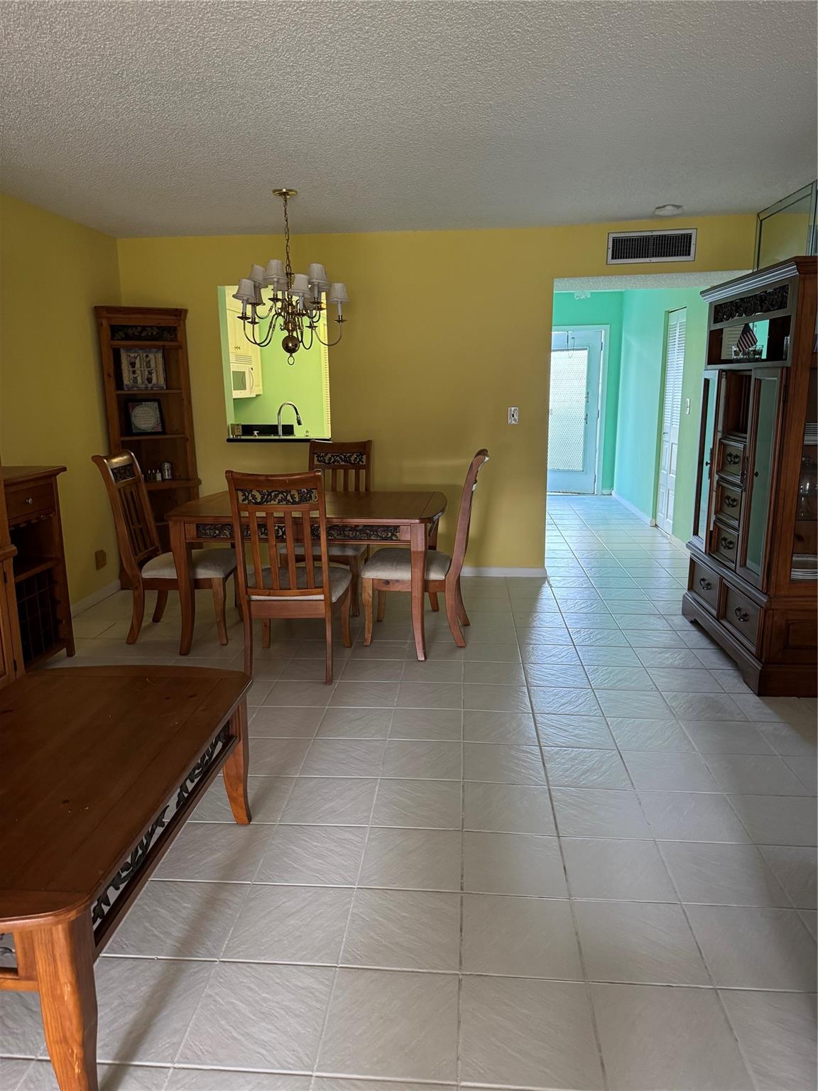 PALM SPRINGS 2 - Residential