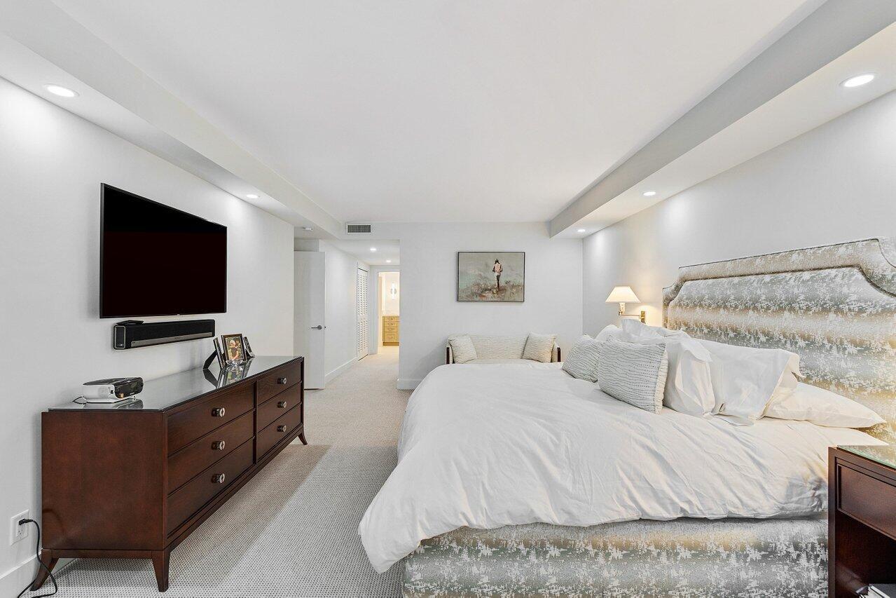 CARLTON PLACE CONDO - Residential