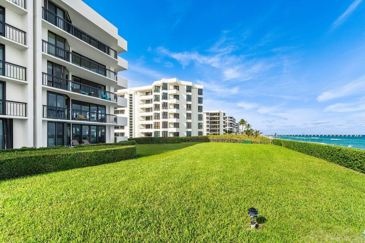 CARLTON PLACE CONDO - Residential