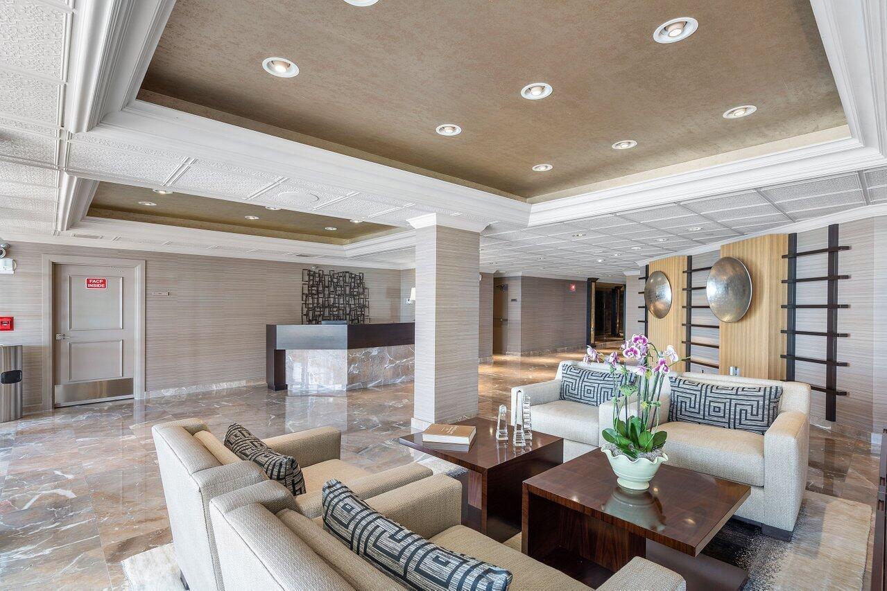 CARLTON PLACE CONDO - Residential