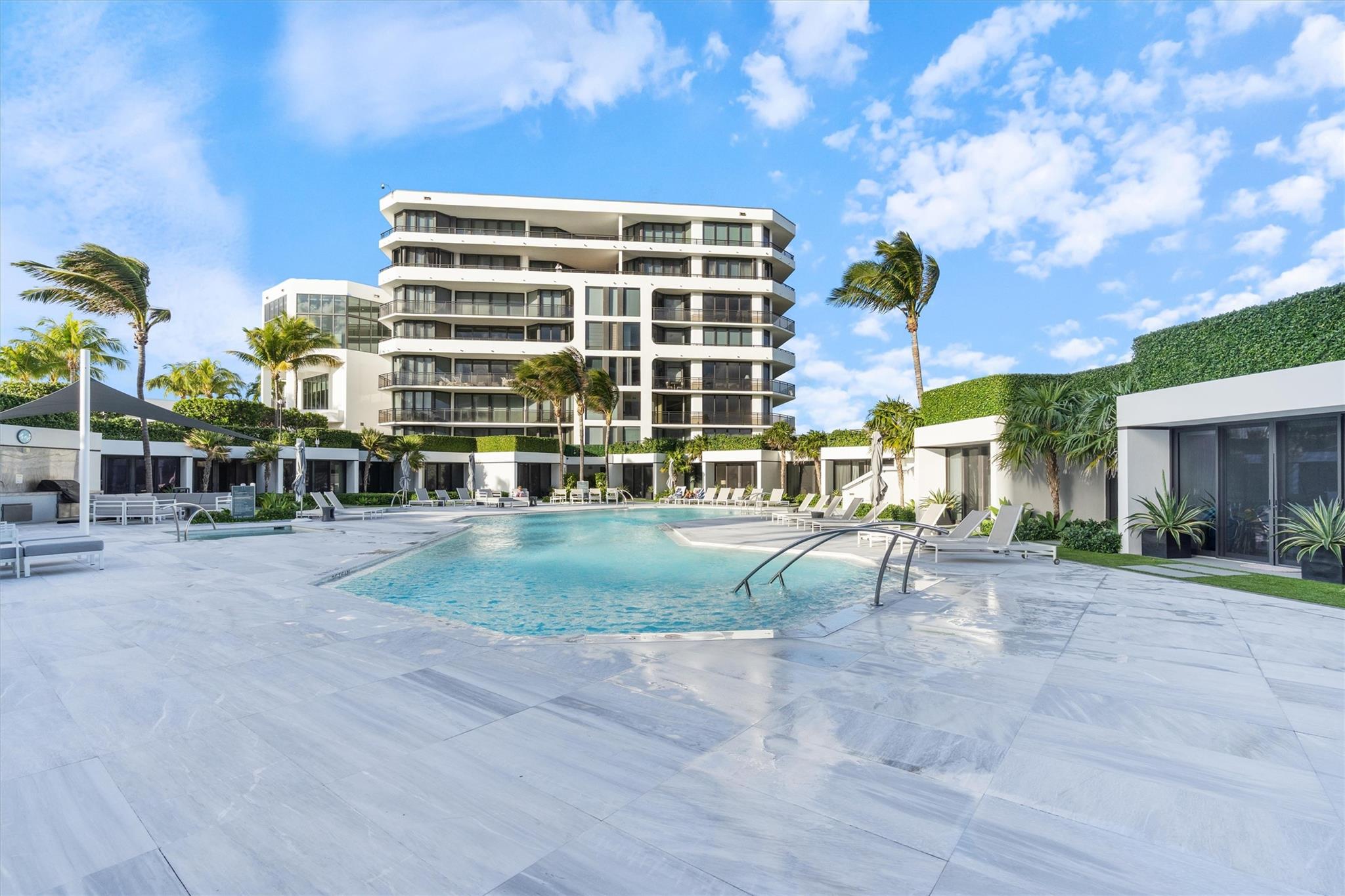 PALM BEACH HAMPTON CONDO - Residential