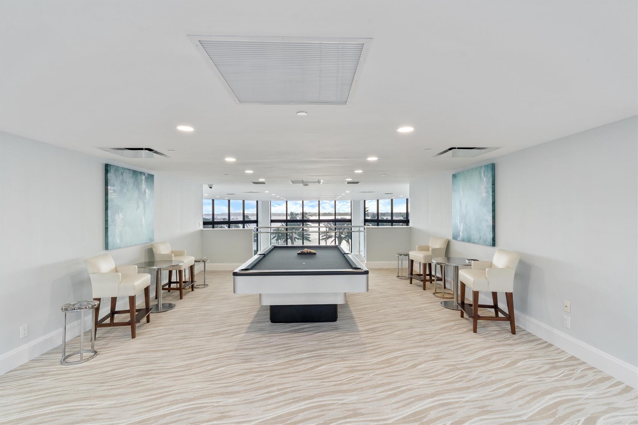 PALM BEACH HAMPTON CONDO - Residential