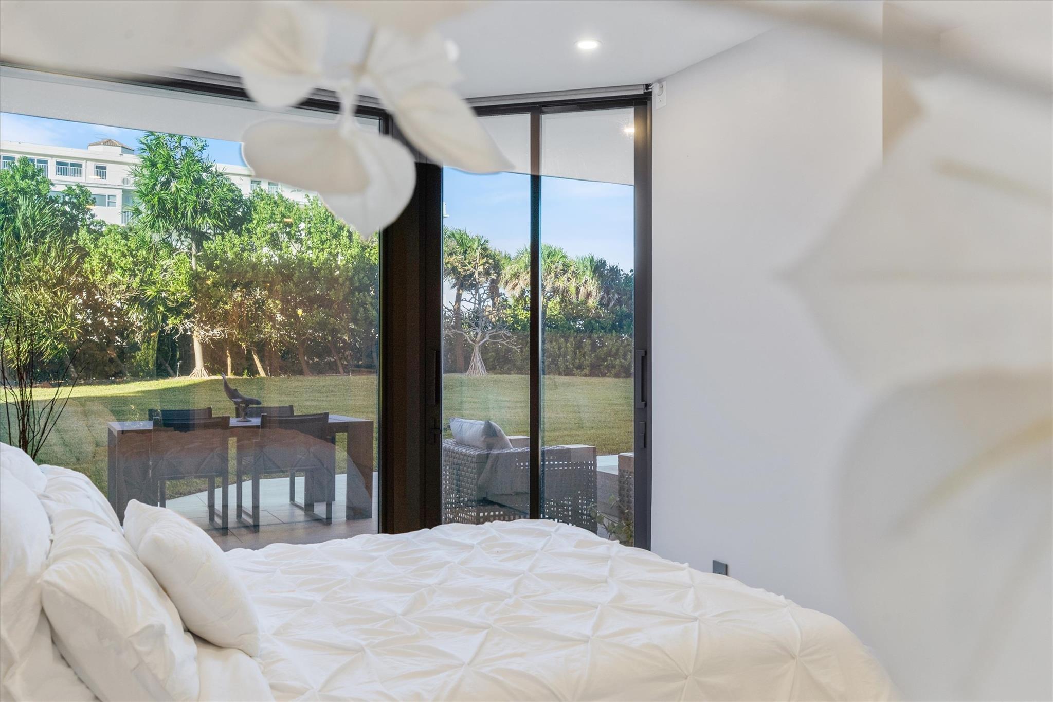 PALM BEACH HAMPTON CONDO - Residential