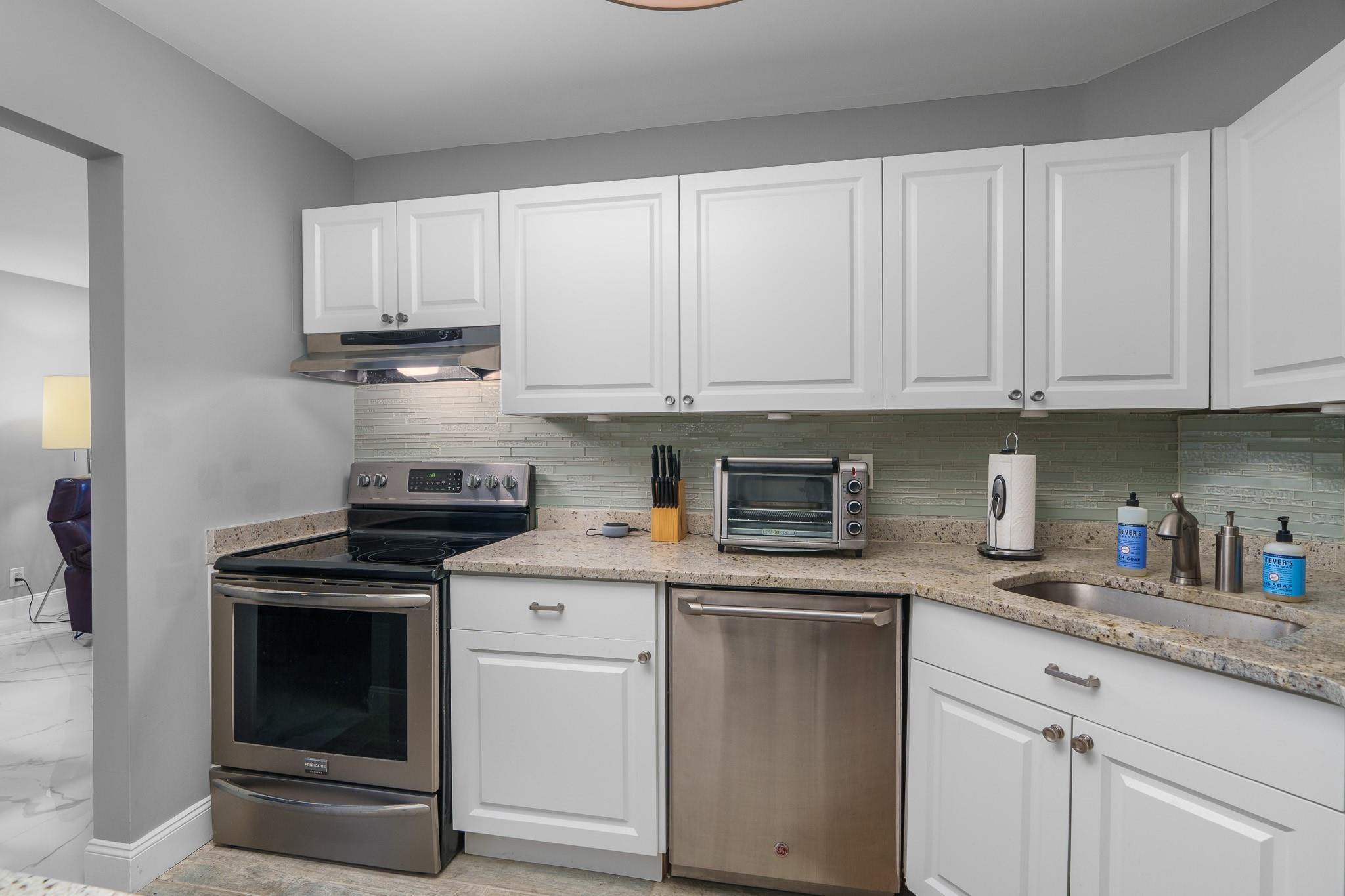 Manor Grove Village IV - Residential