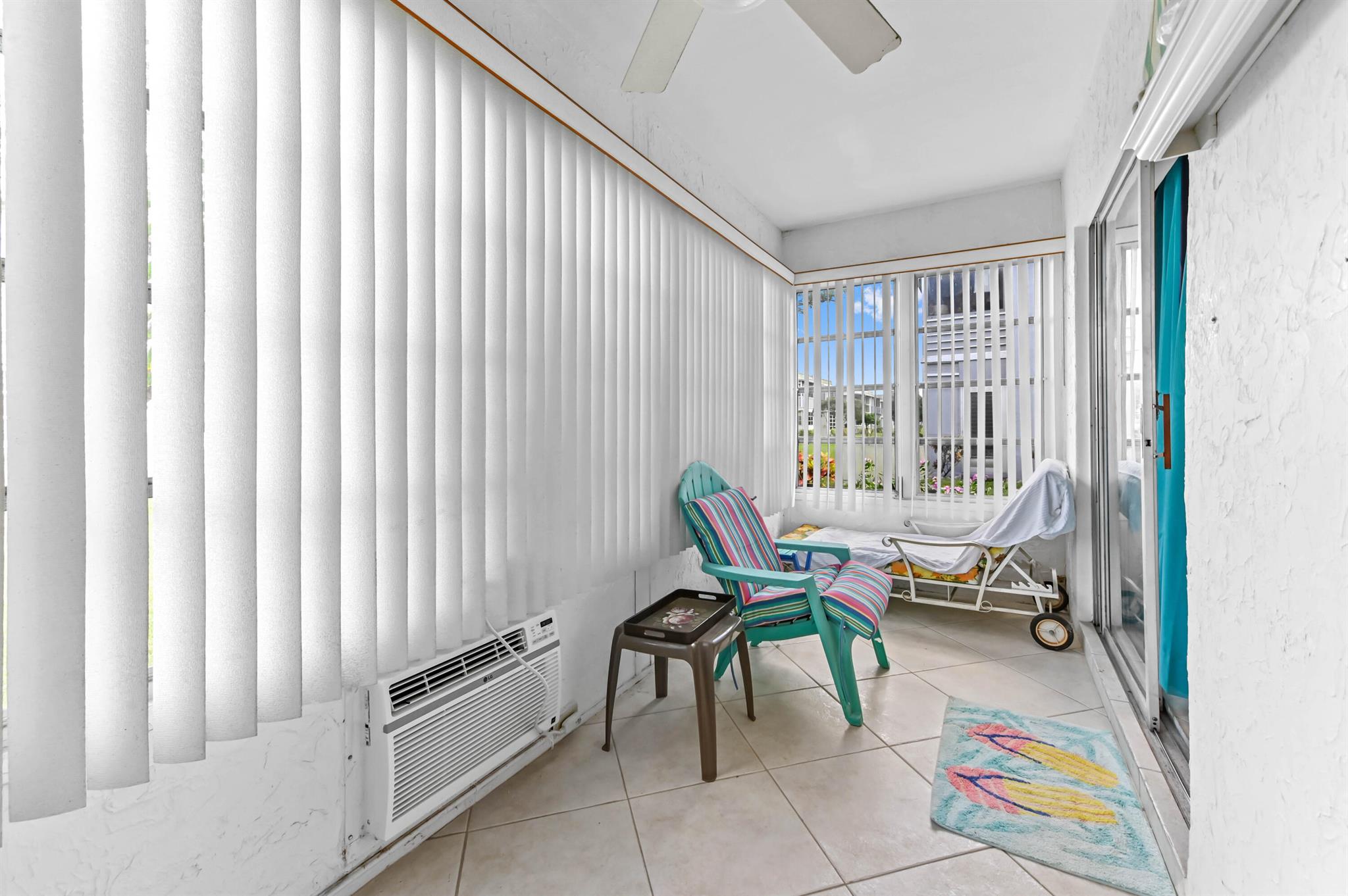 KINGS POINT FLANDERS COND - Residential