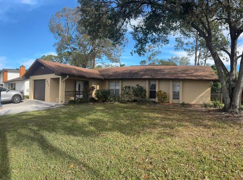 A home in Port St Lucie