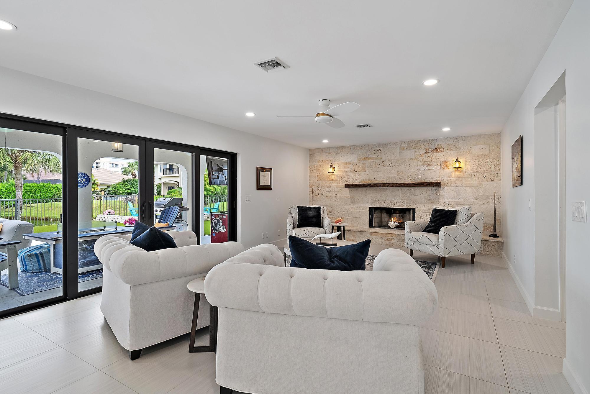 OLYMPUS - Residential Lease