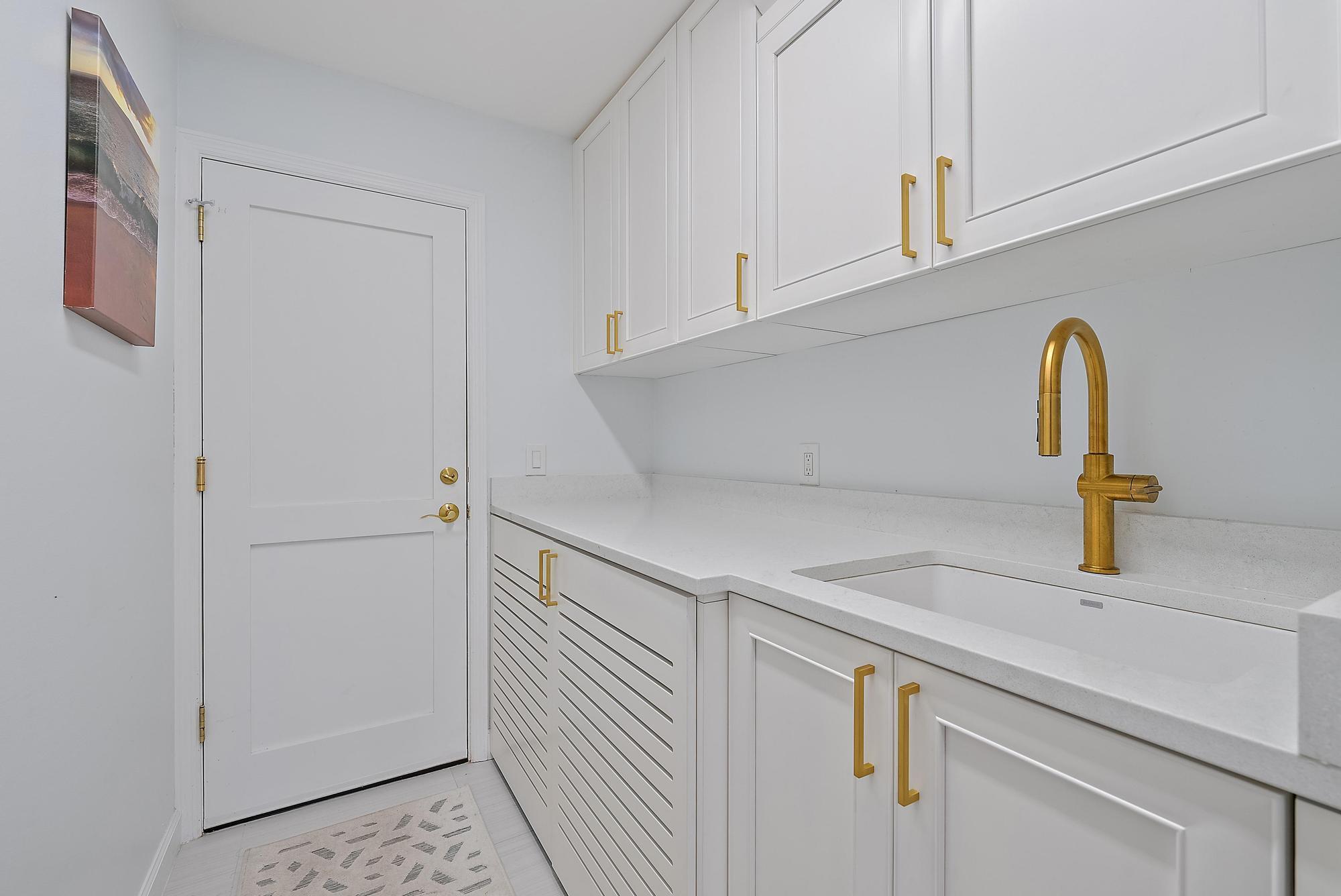 OLYMPUS - Residential Lease