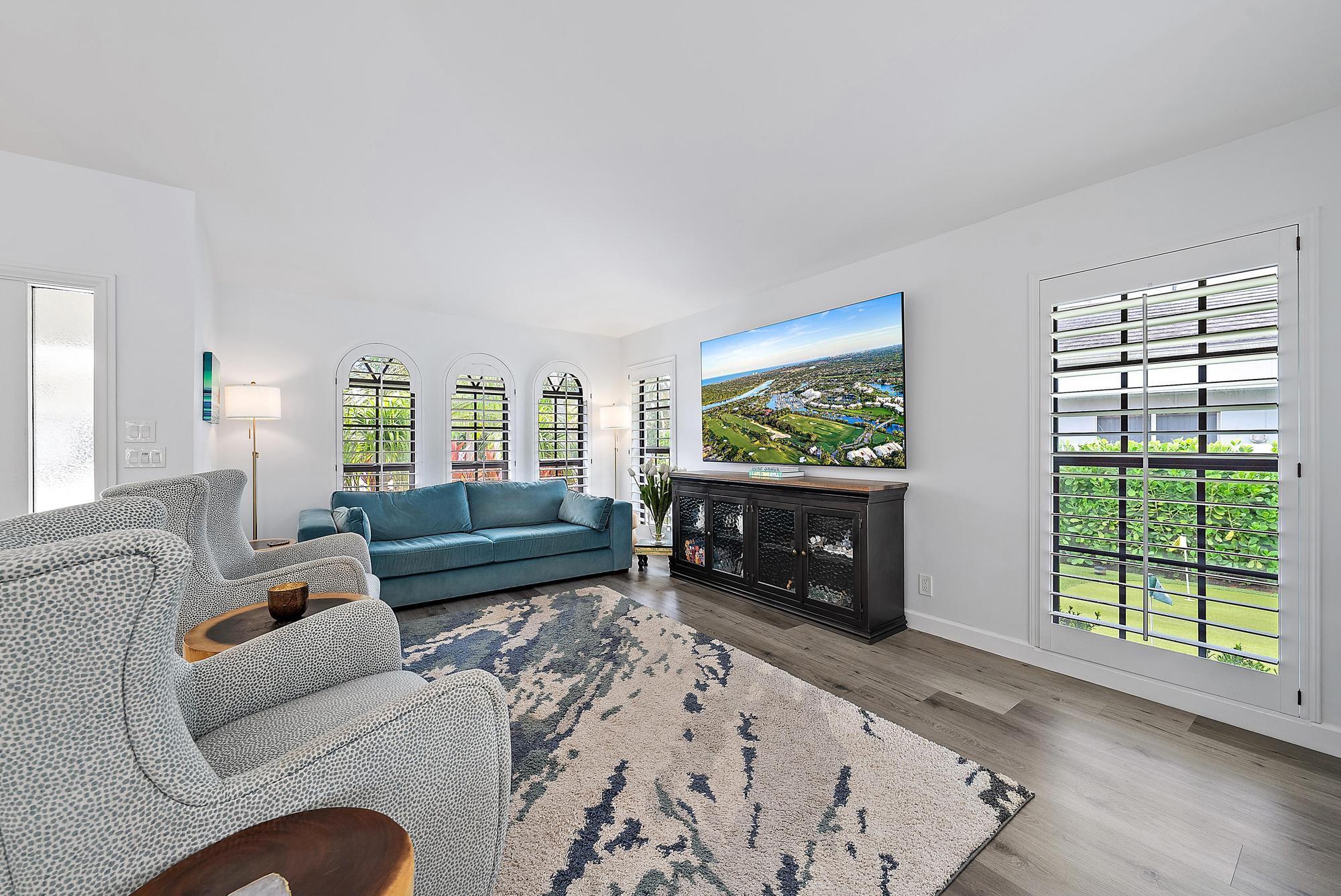 OLYMPUS - Residential Lease