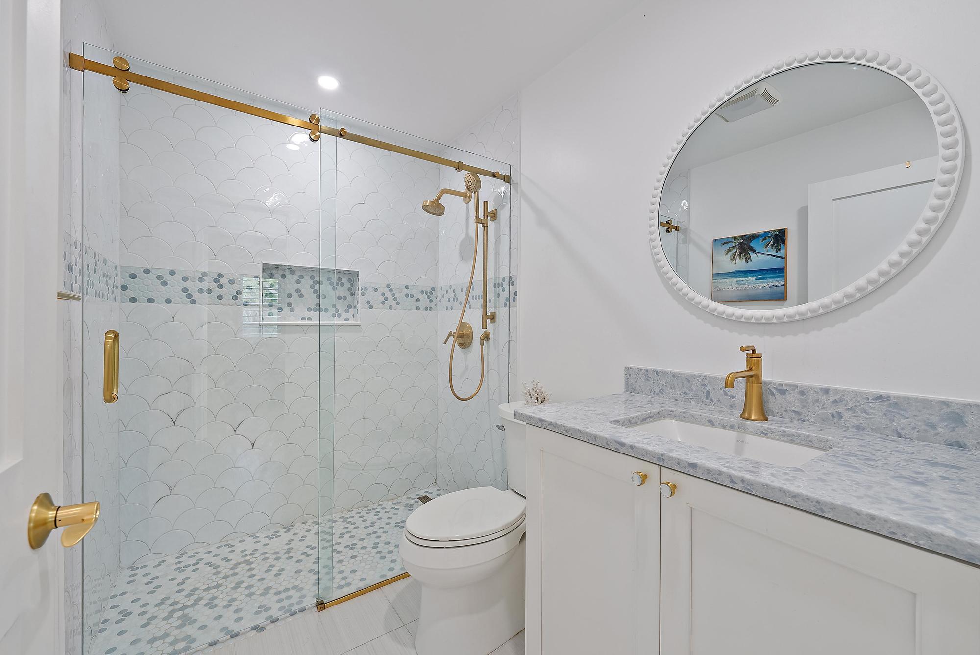 OLYMPUS - Residential Lease