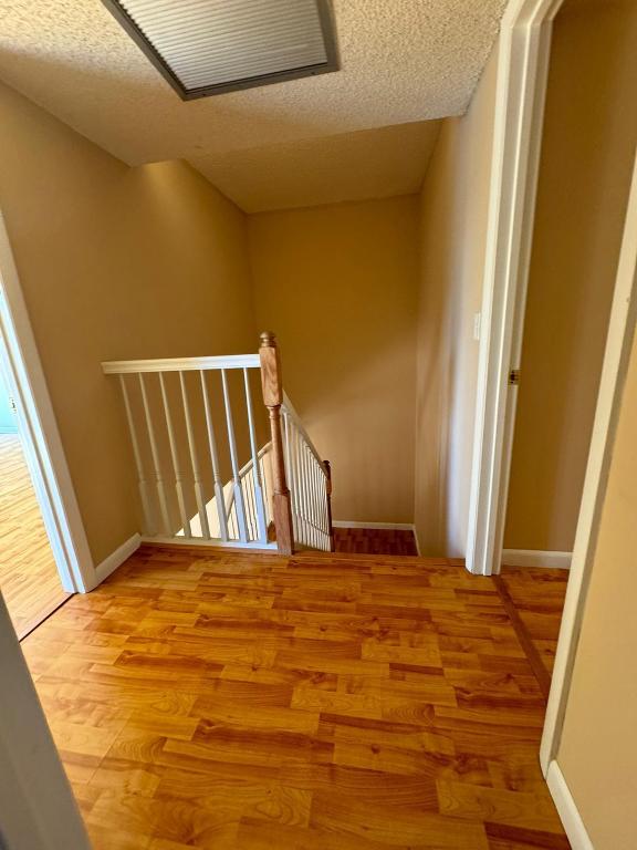 LAKEWOOD - Residential Lease