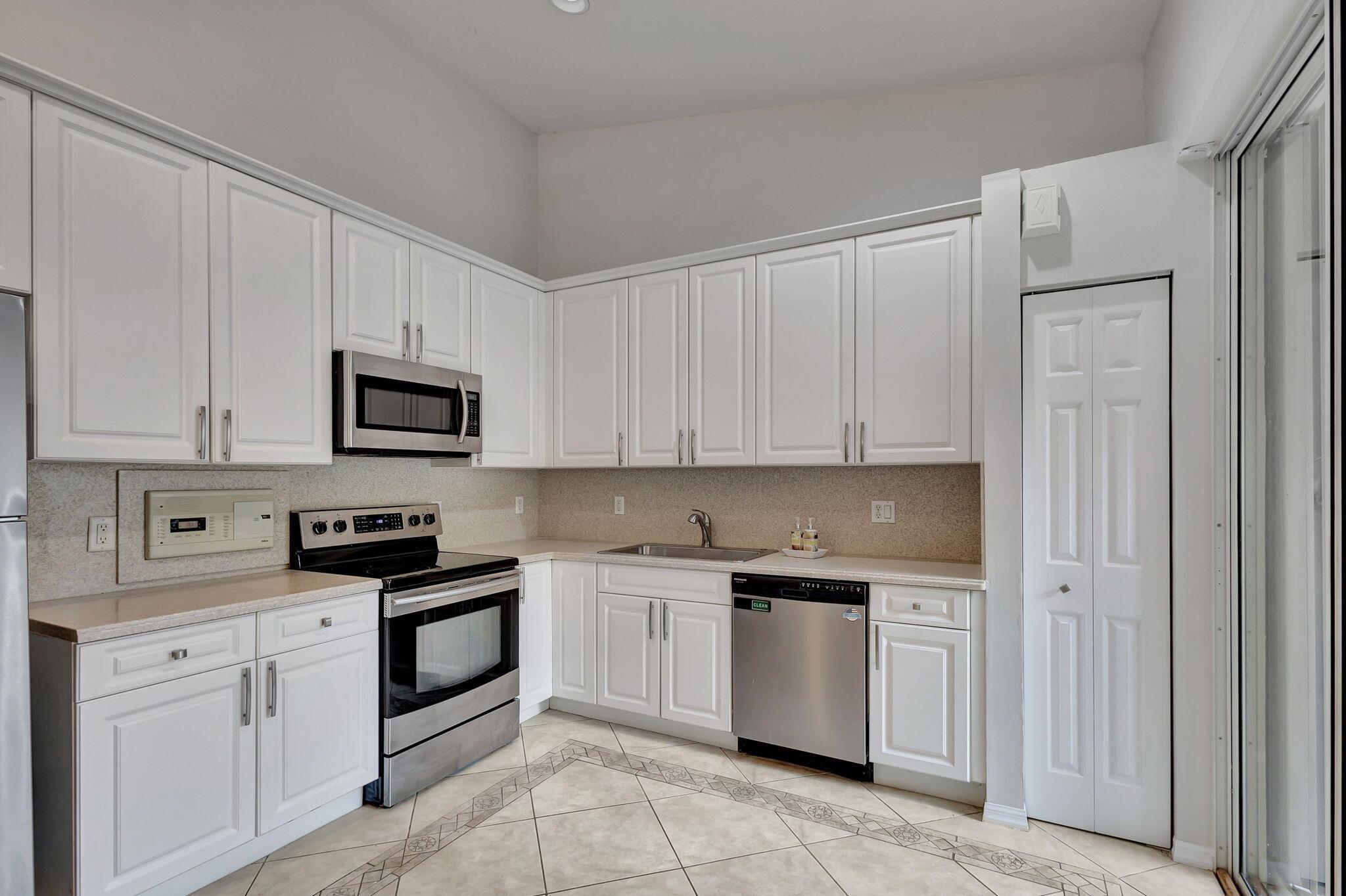 ANDROS ISLE PAR F - Residential