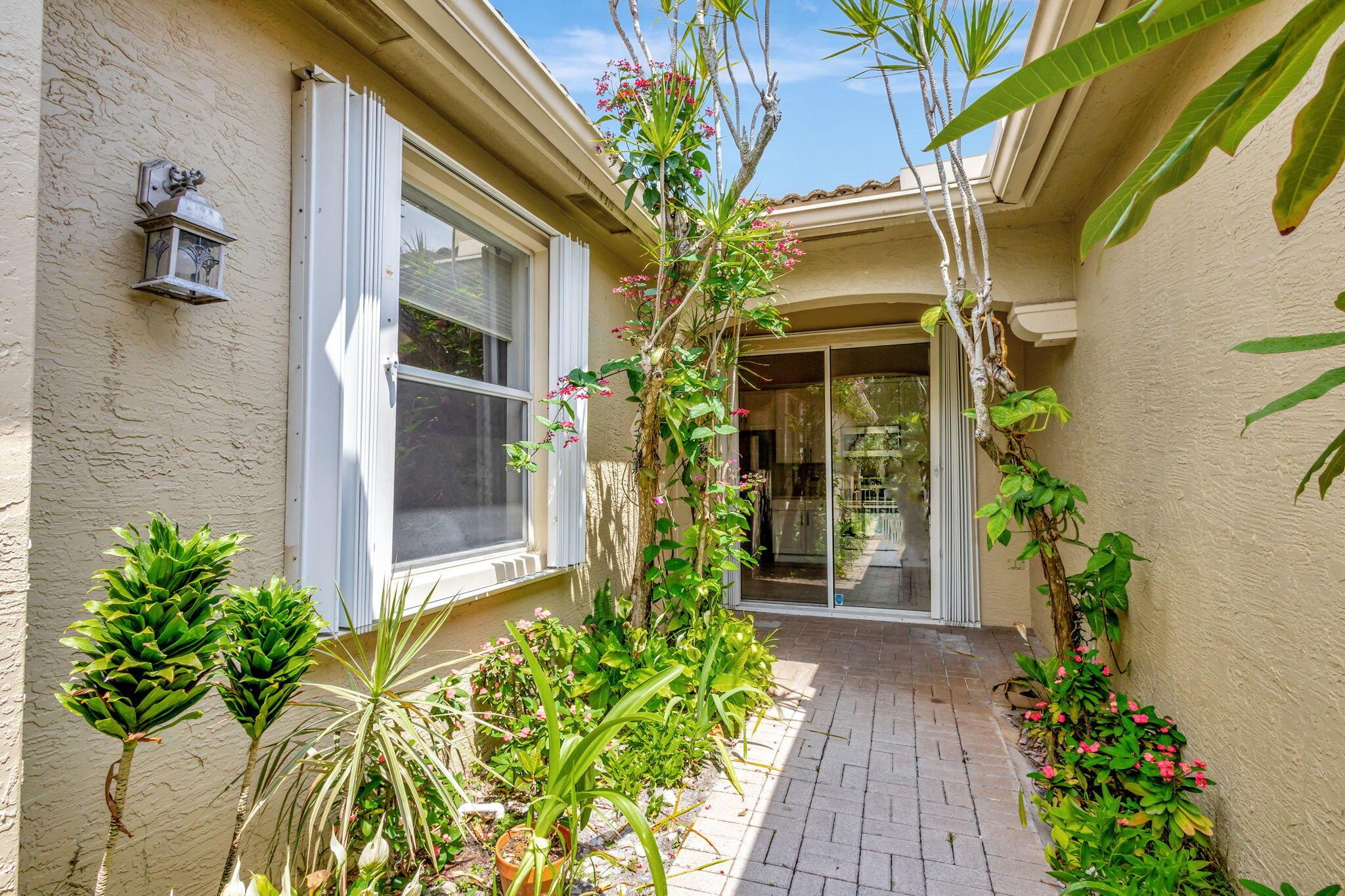 ANDROS ISLE PAR F - Residential