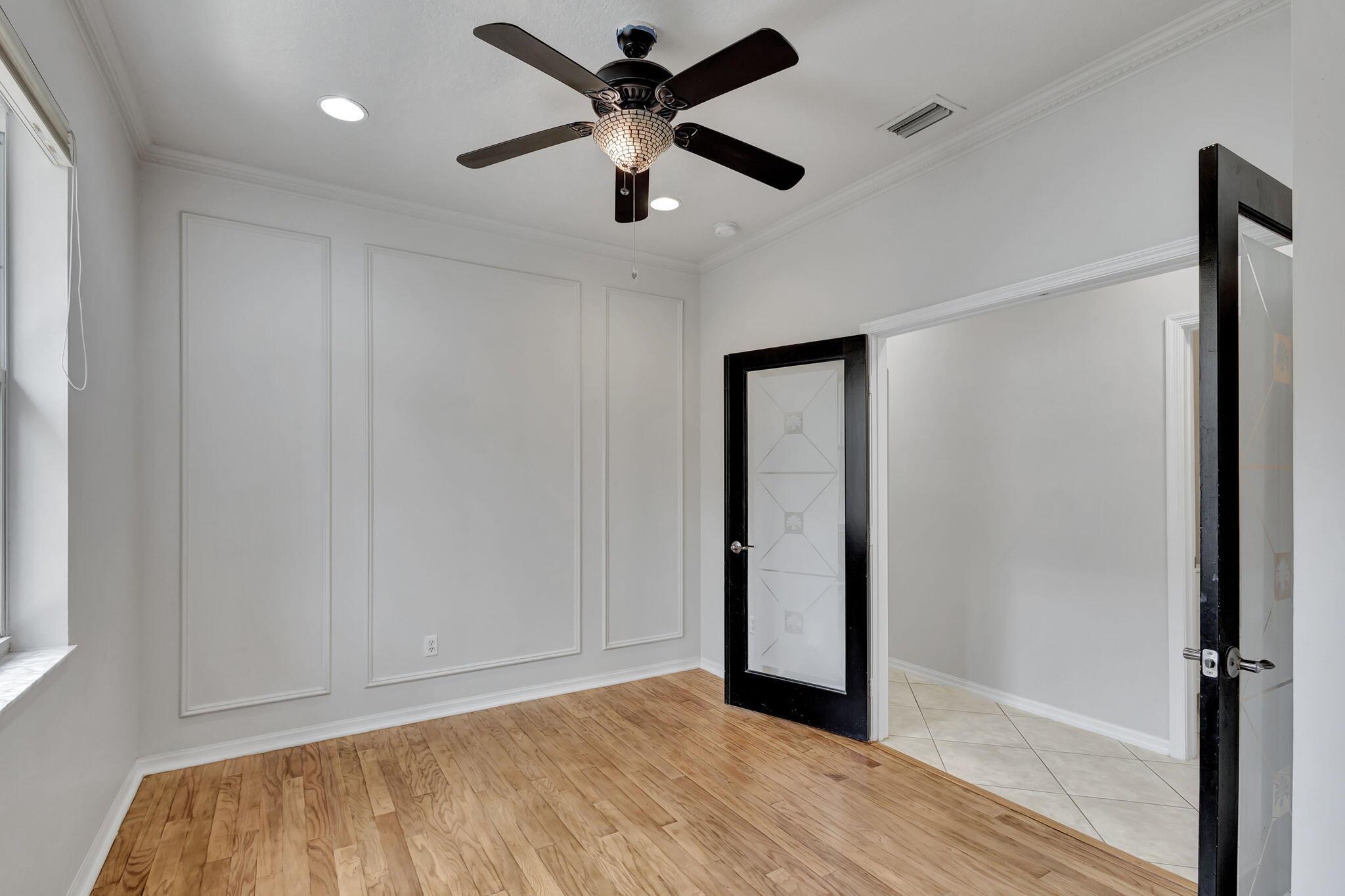 ANDROS ISLE PAR F - Residential