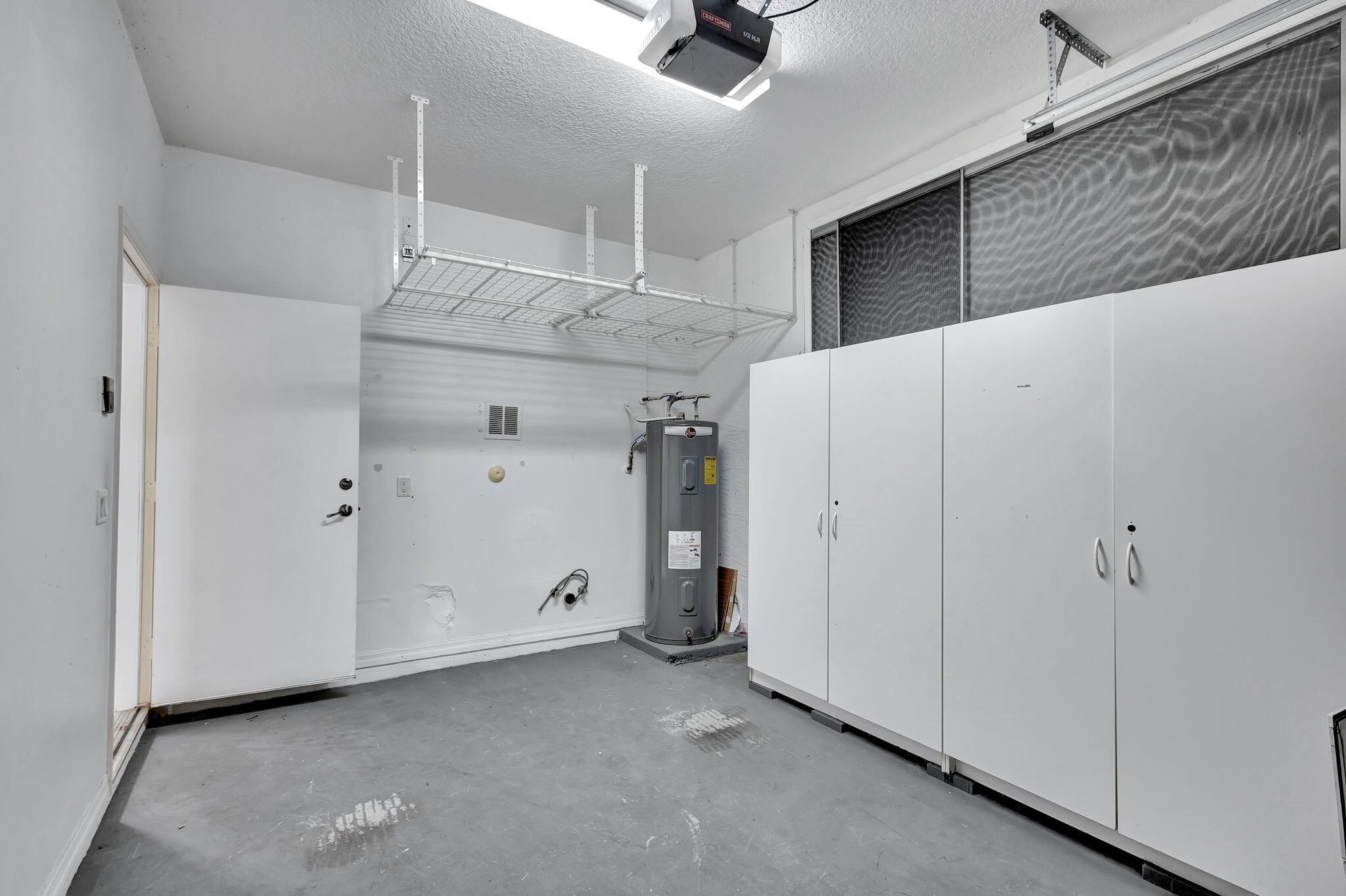 ANDROS ISLE PAR F - Residential