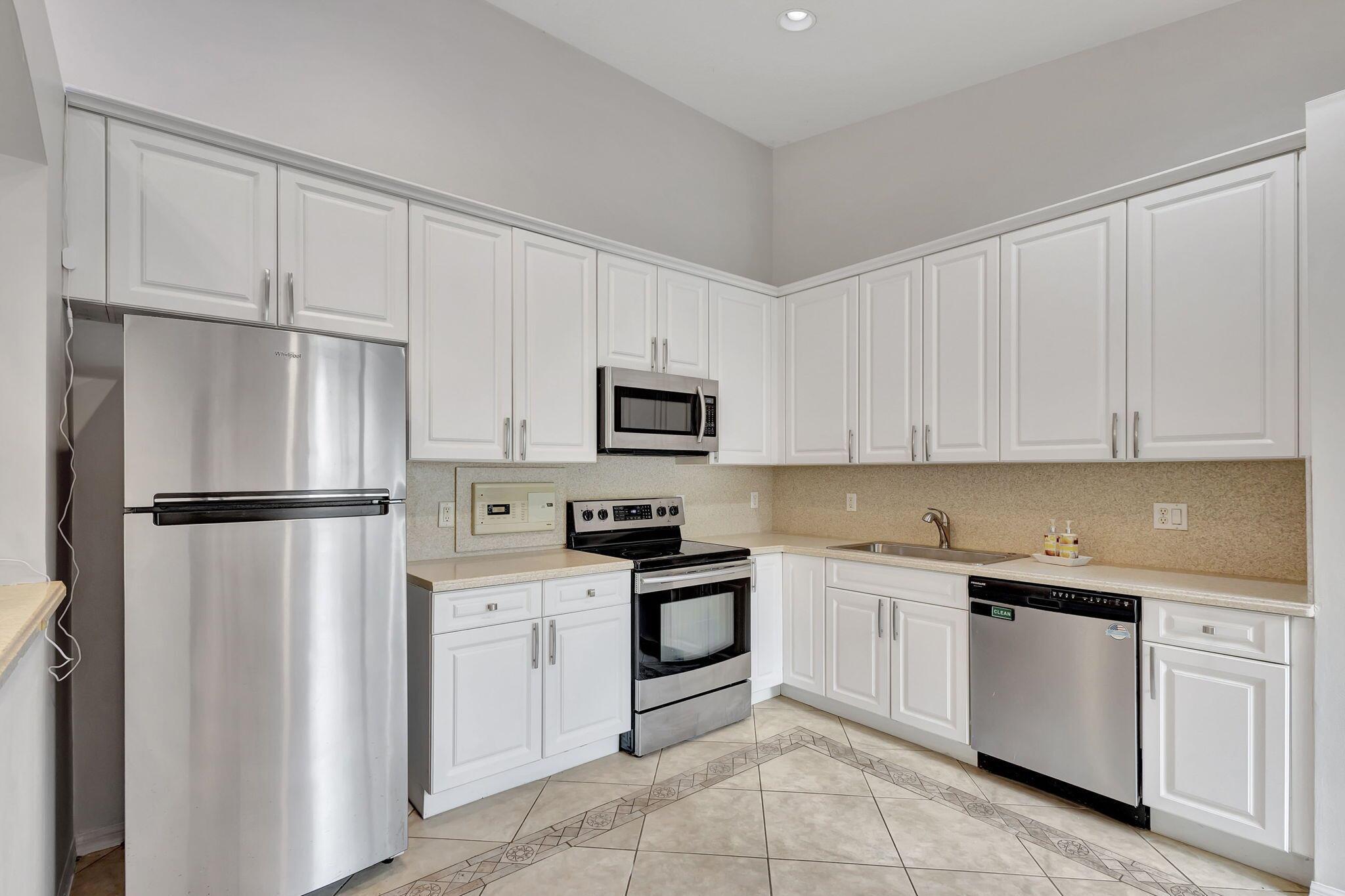 ANDROS ISLE PAR F - Residential