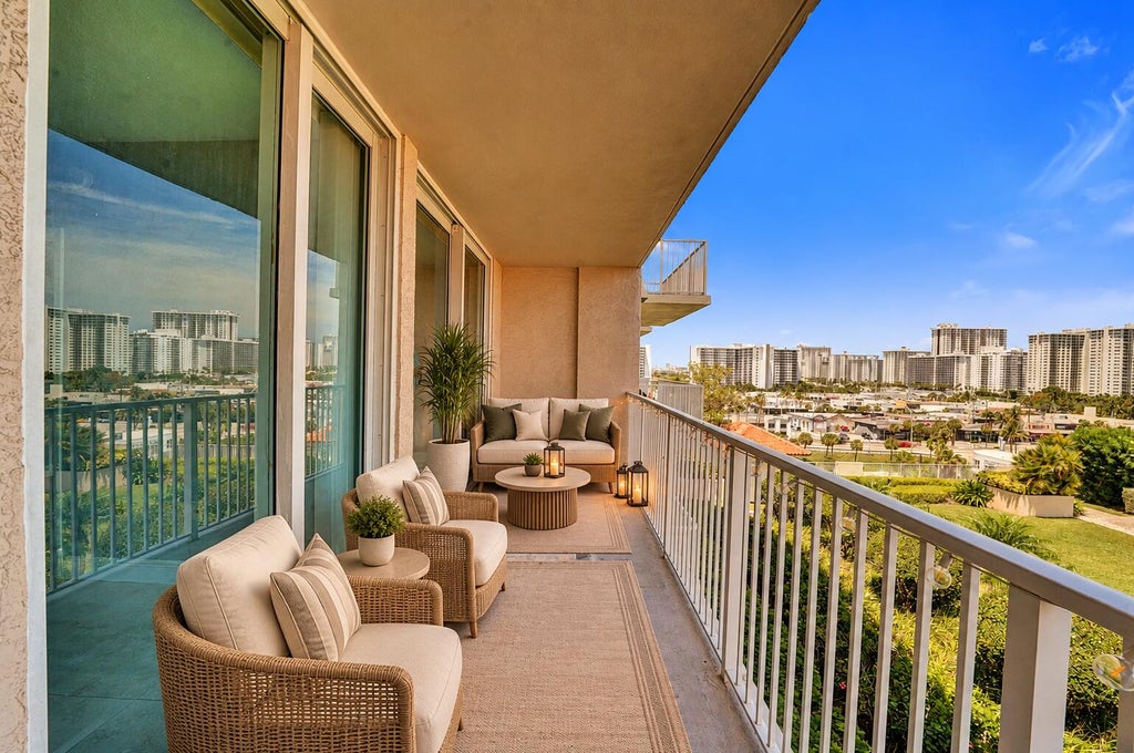 Photo of 3020 NE 32ND Avenue #807, Fort Lauderdale, FL 33308 (MLS # B26064875)
