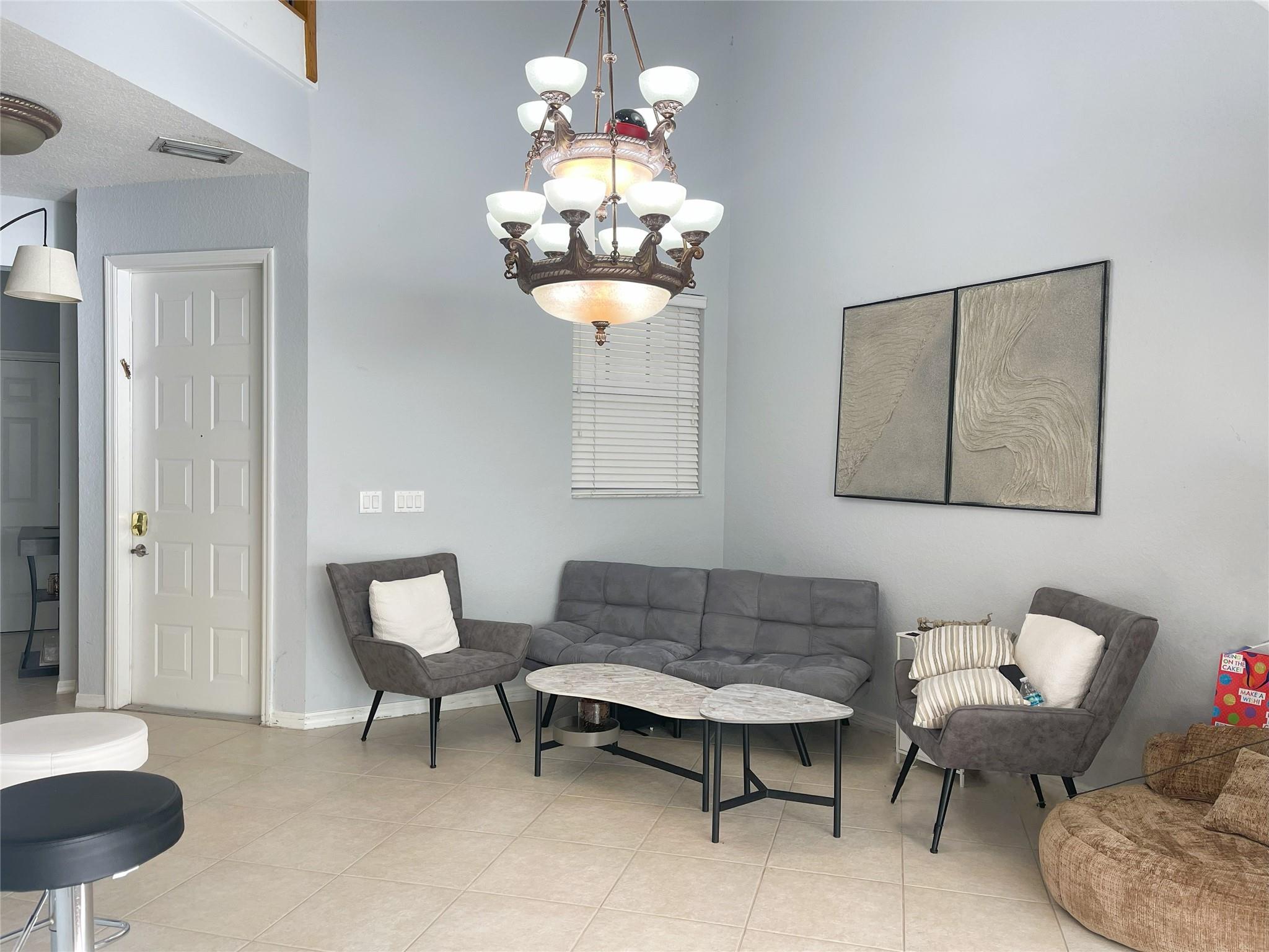 Heron Bay South 167-44 B - Residential Lease
