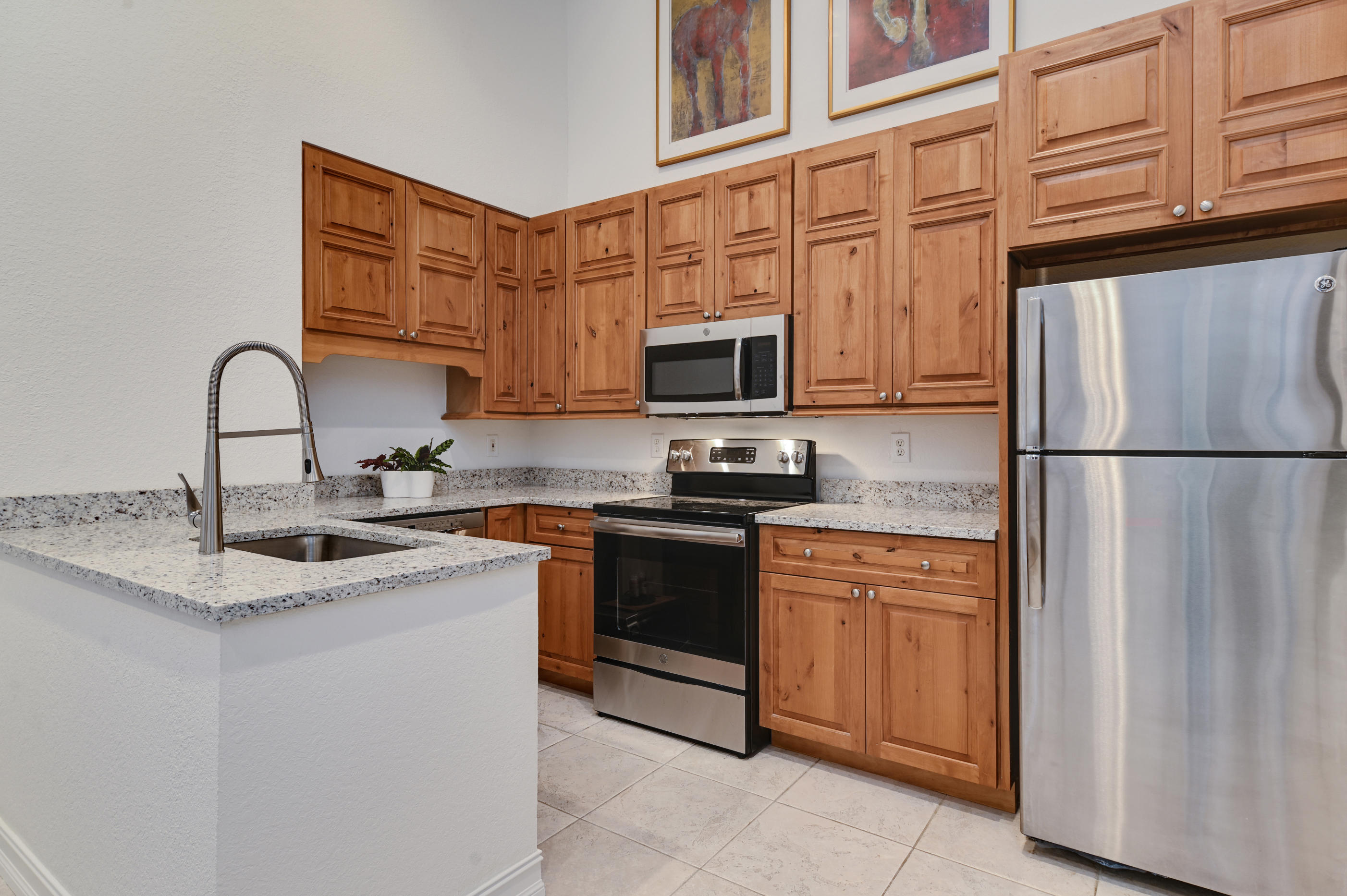 PALM BEACH POINT EAST - Residential