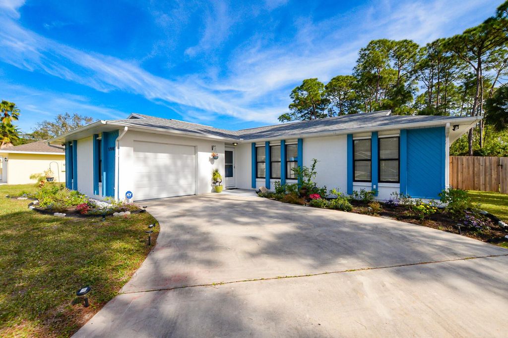 Photo of 5902 Seagrape Drive, Fort Pierce, FL 34982 (MLS # R10946825)