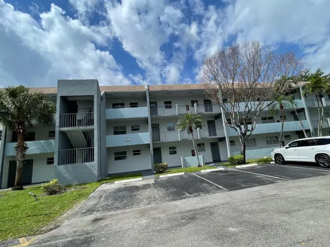8351 Sands Point Blvd Unit 204, Tamarac, FL 33321 - MLS#: F10490863
