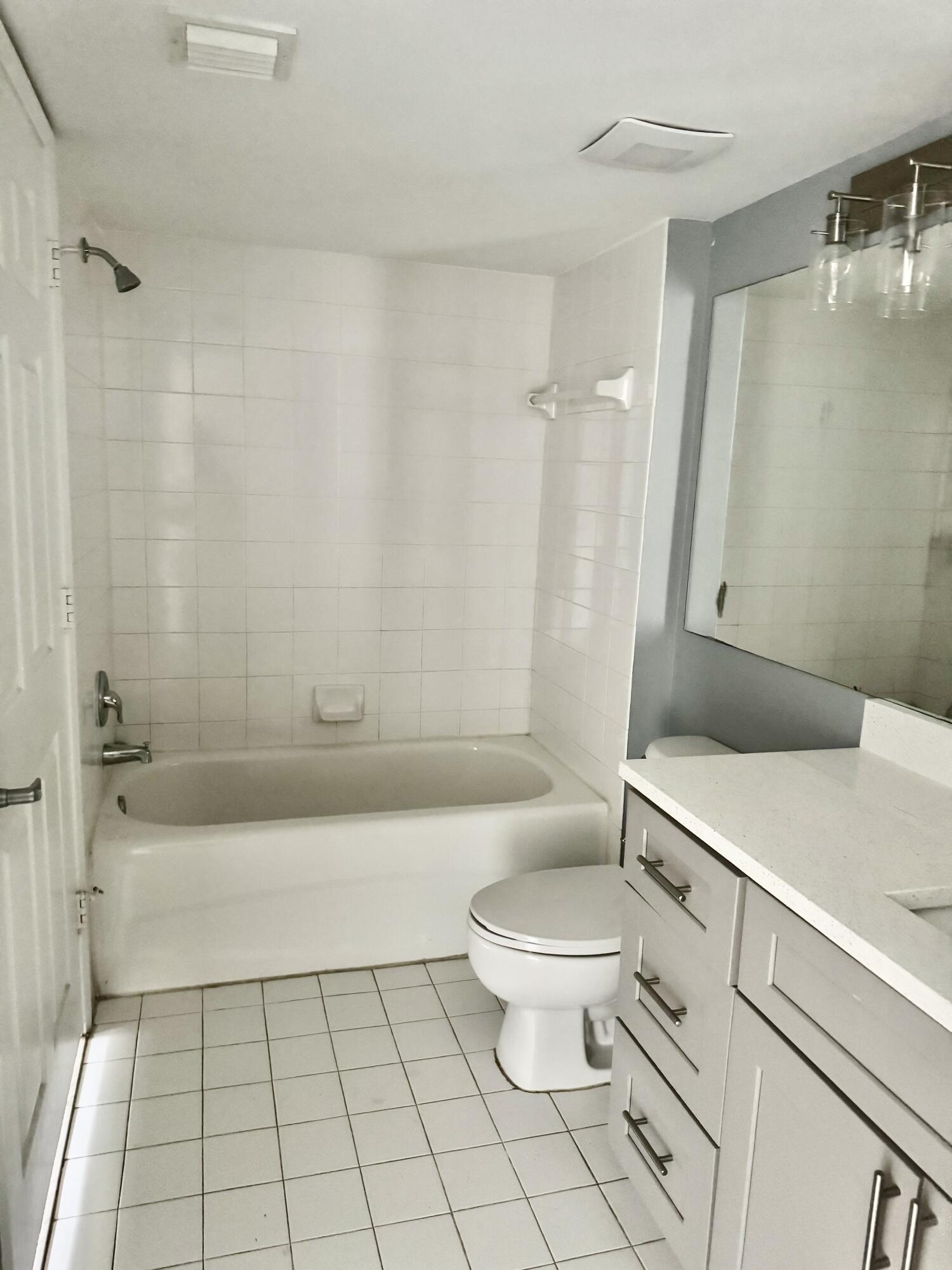 LAGUNA OF VERO BEACH - Residential Lease