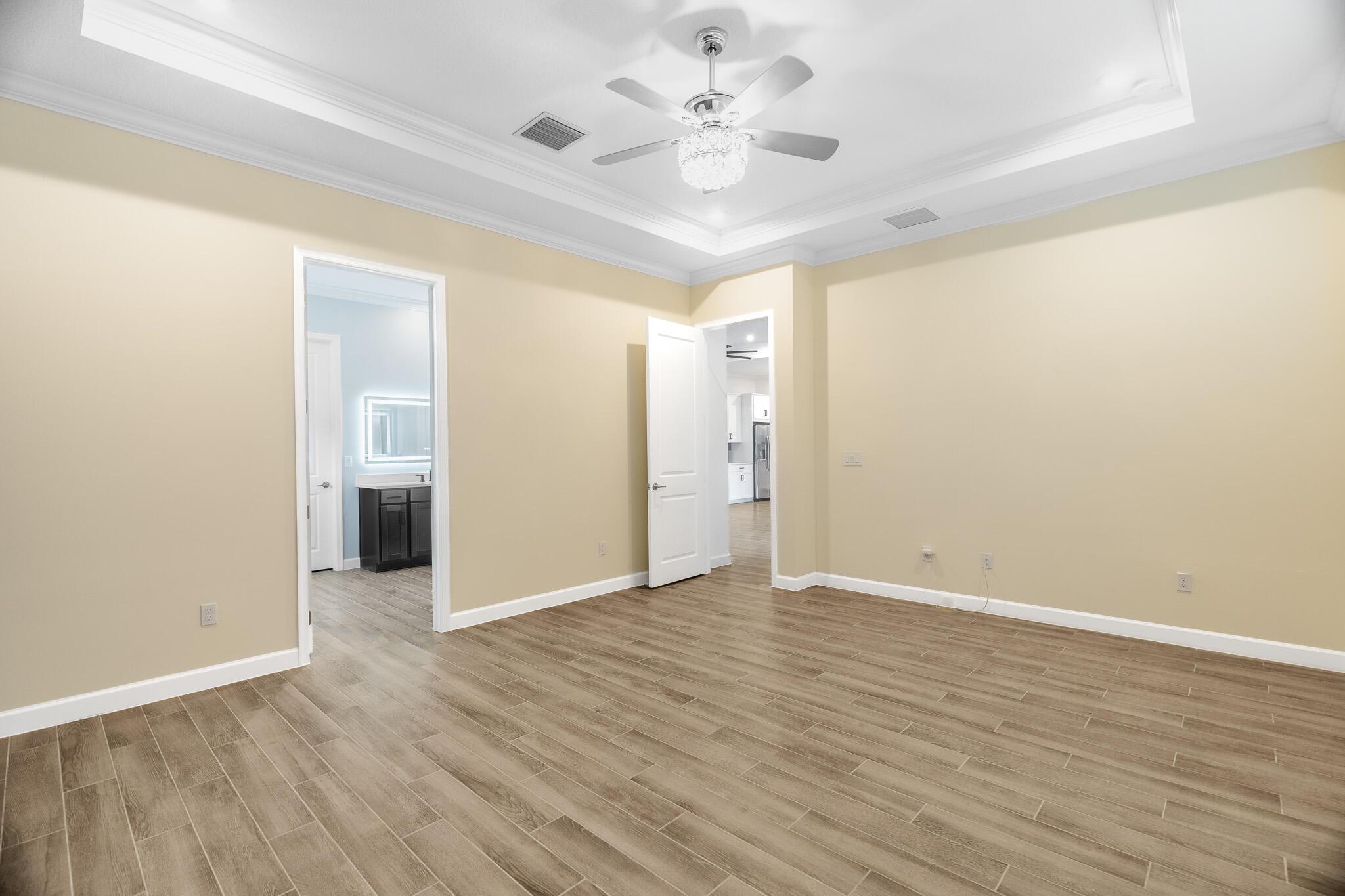 TELARO AT SOUTHERN GROVE - Residential