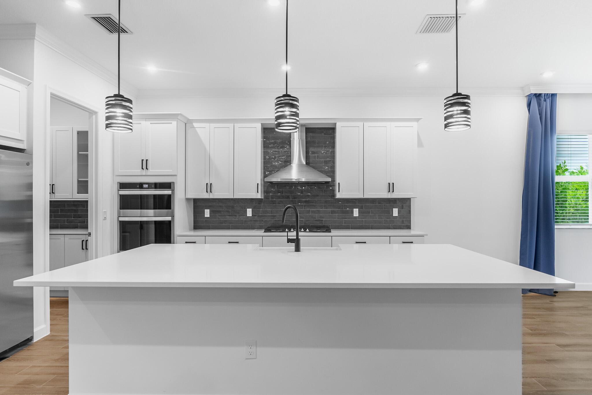 TELARO AT SOUTHERN GROVE - Residential