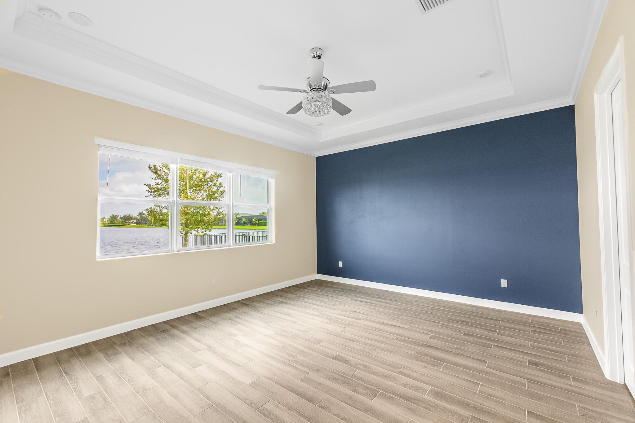 TELARO AT SOUTHERN GROVE - Residential