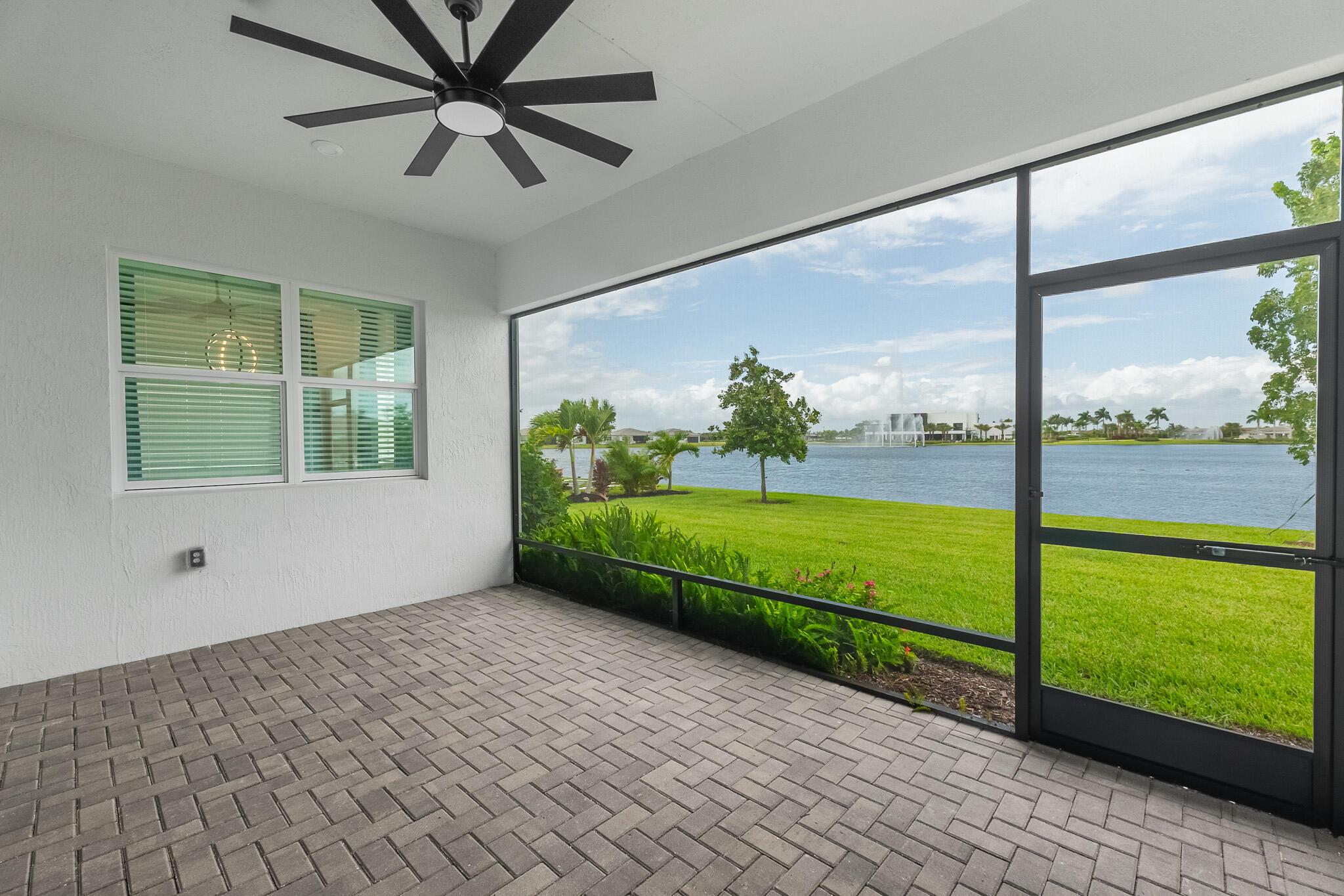 TELARO AT SOUTHERN GROVE - Residential
