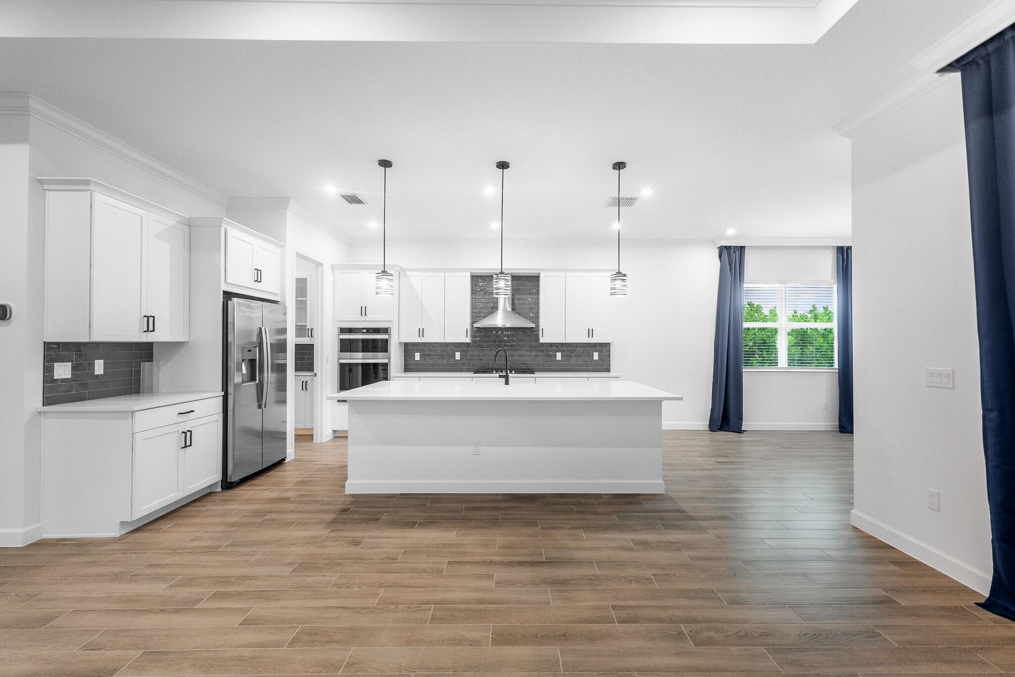 TELARO AT SOUTHERN GROVE - Residential