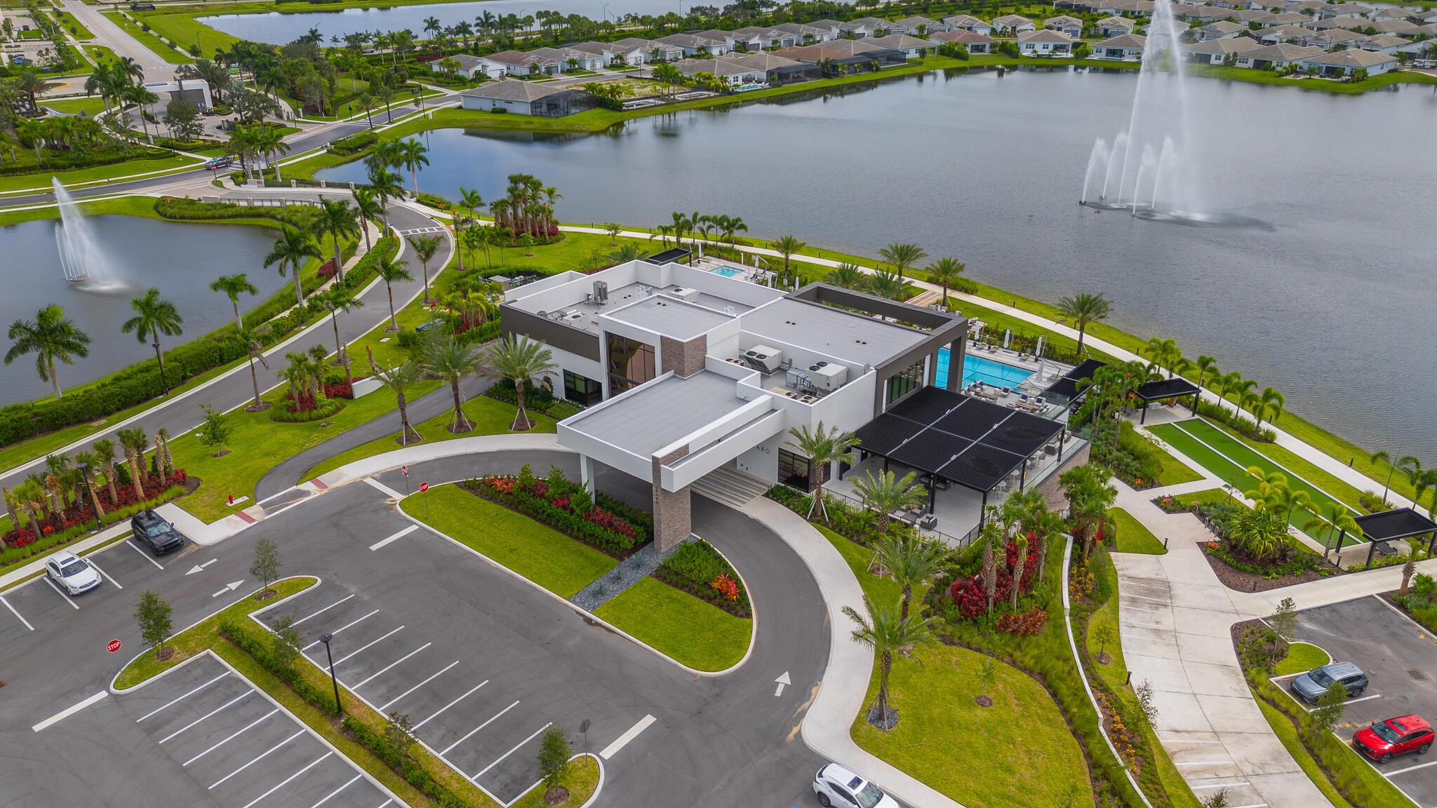 TELARO AT SOUTHERN GROVE - Residential
