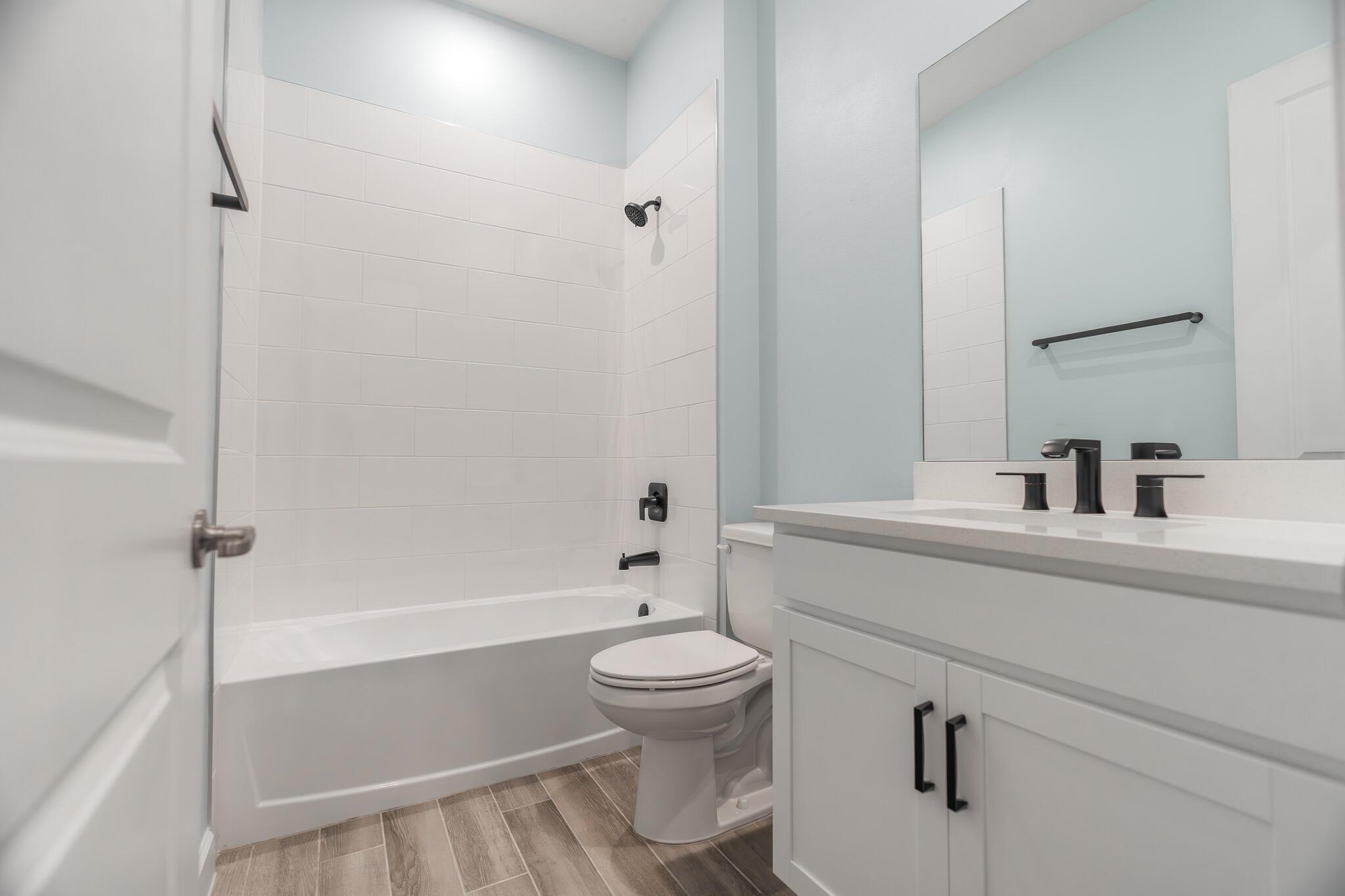 TELARO AT SOUTHERN GROVE - Residential