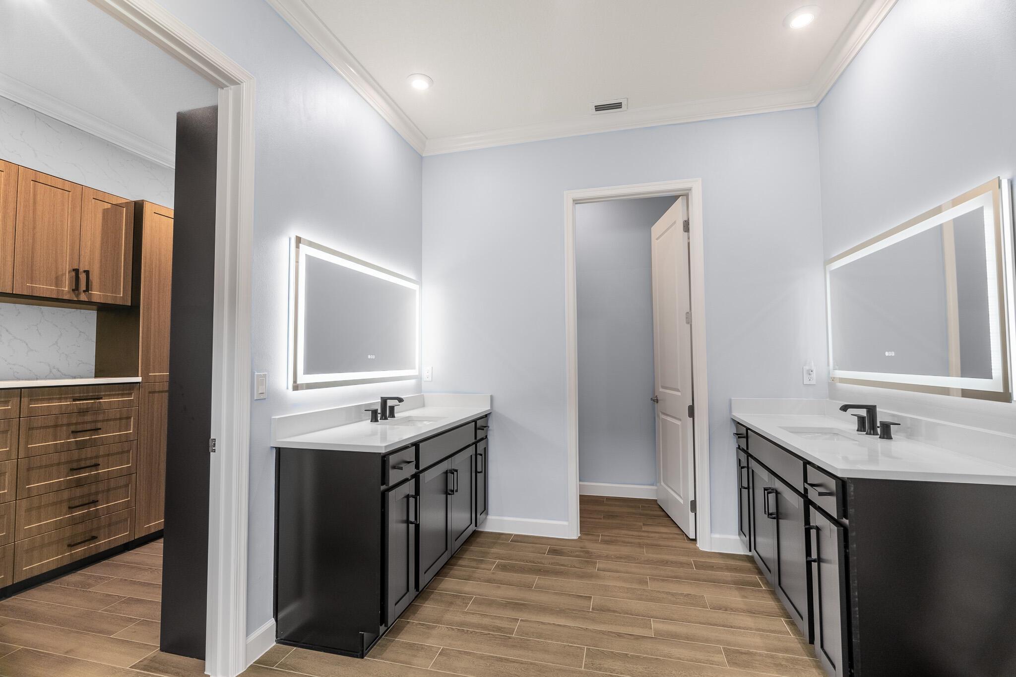 TELARO AT SOUTHERN GROVE - Residential