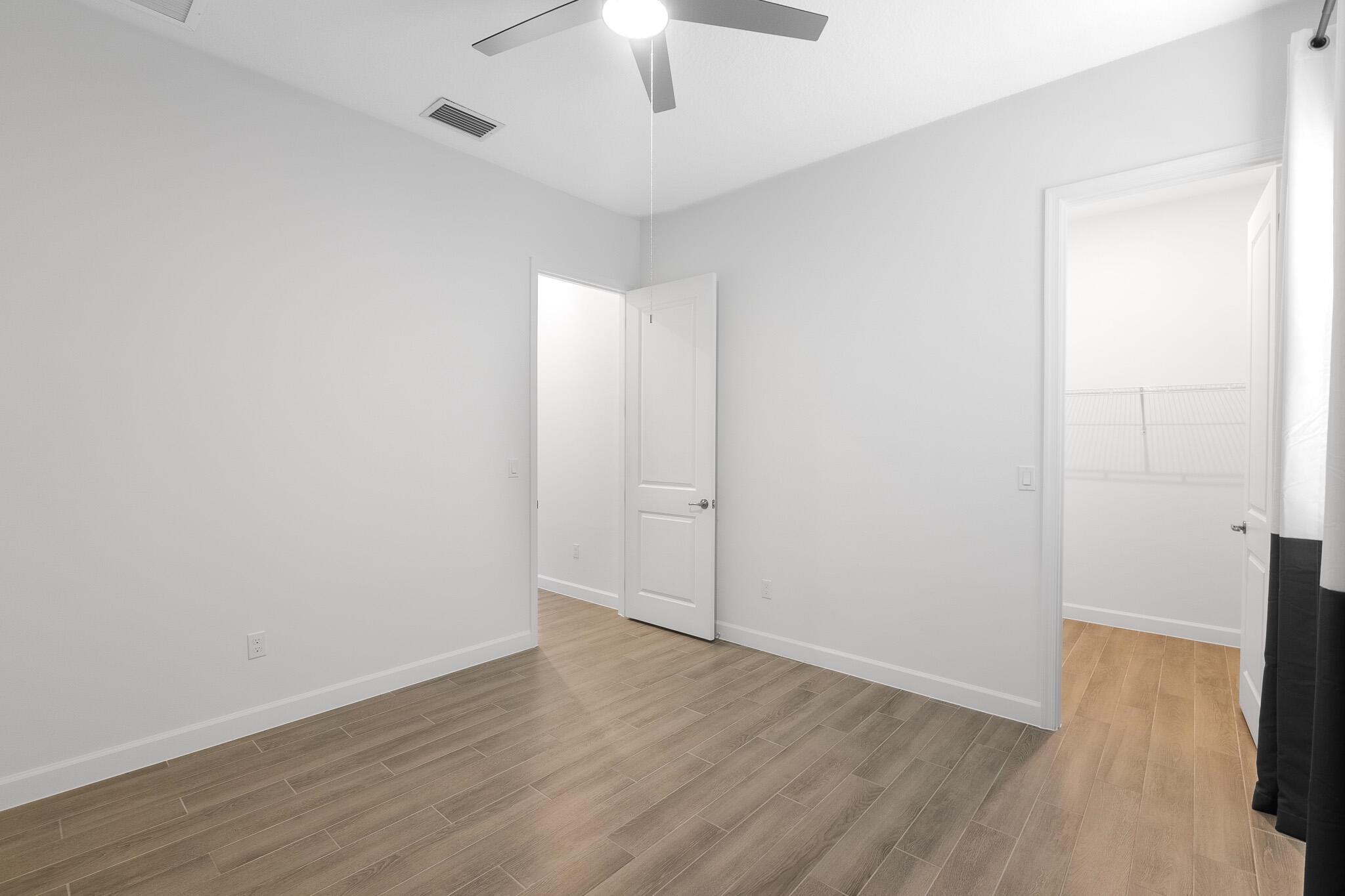 TELARO AT SOUTHERN GROVE - Residential