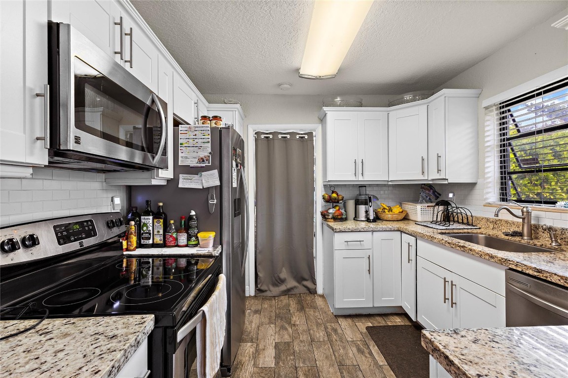 5160 NE 18th Terrace