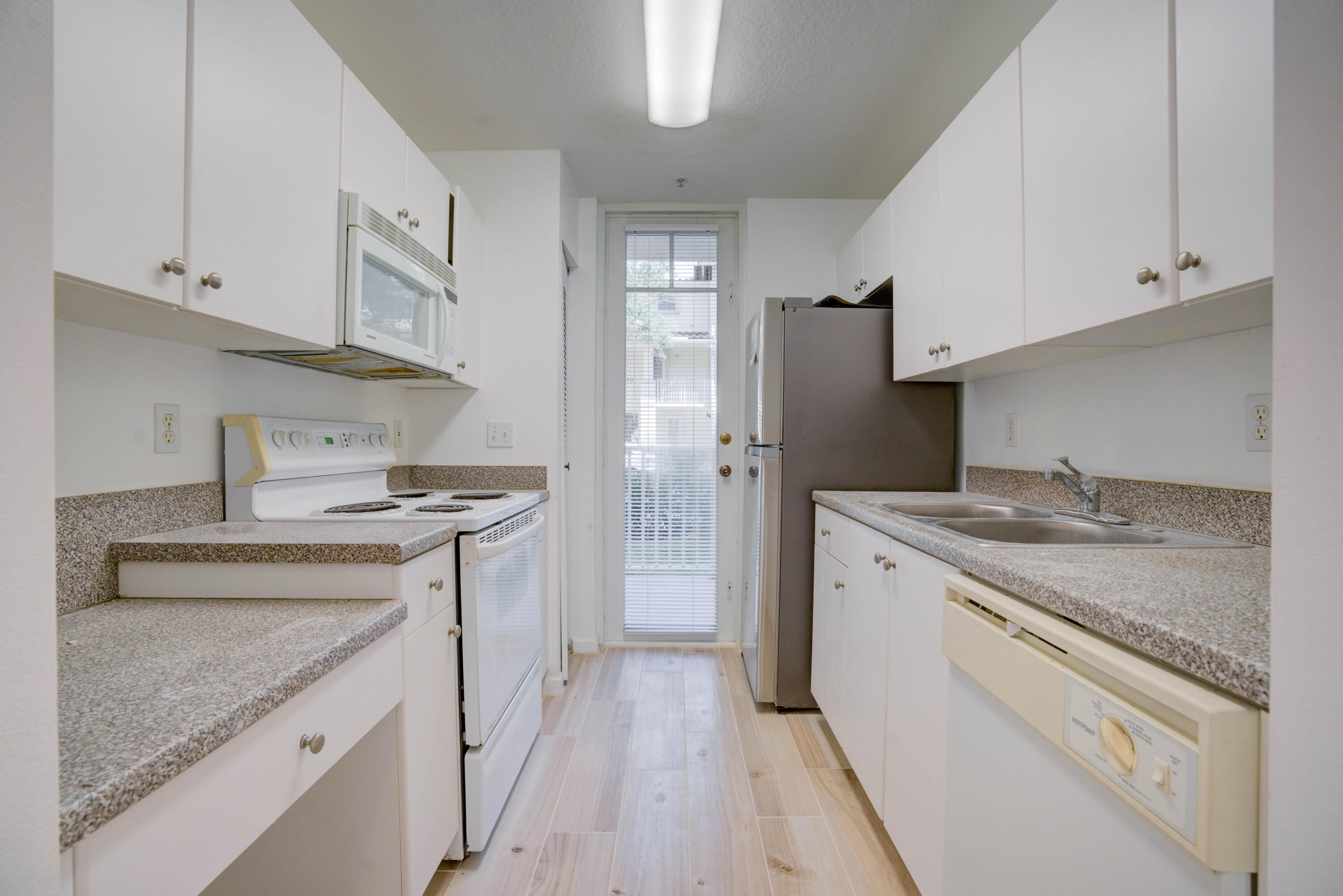 VILLAGE AT ABACOA CONDOMINIUM - Residential Lease