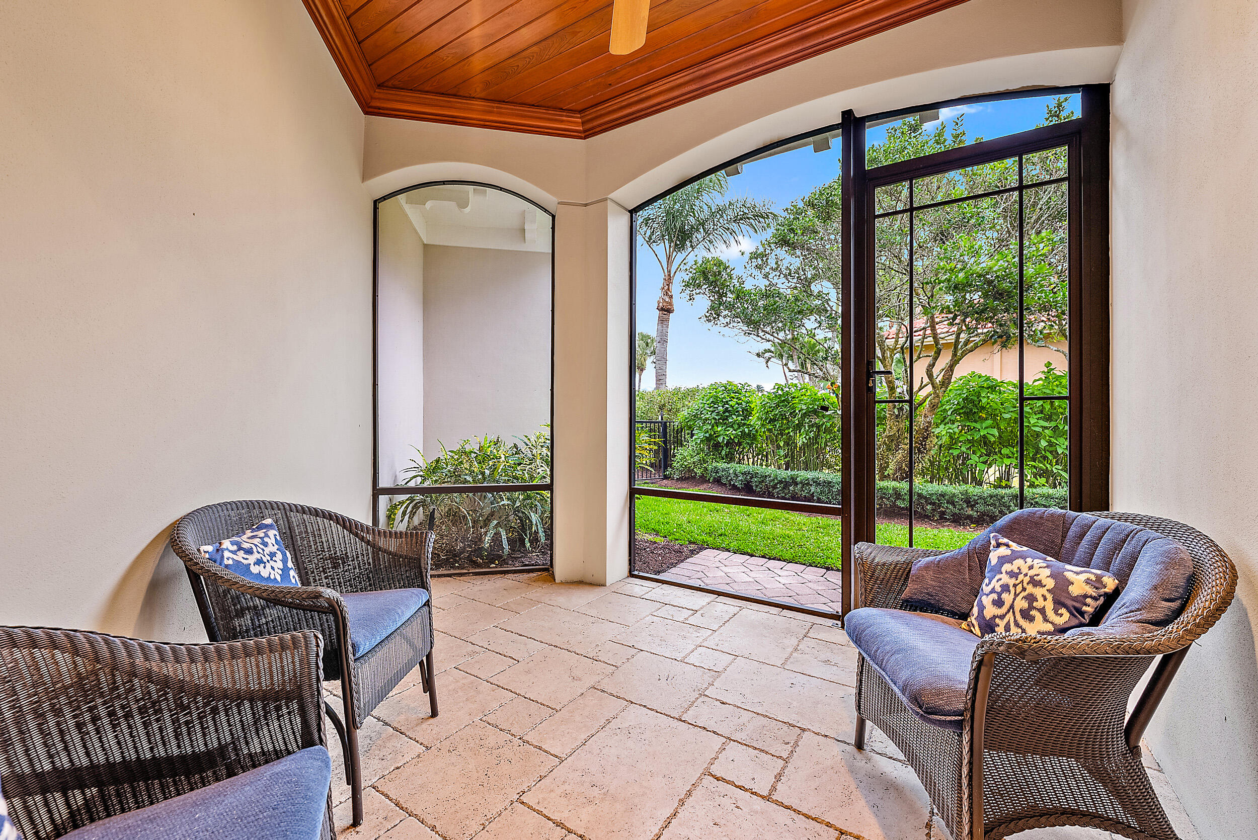 Ibis - Eagle's Isle - Residential