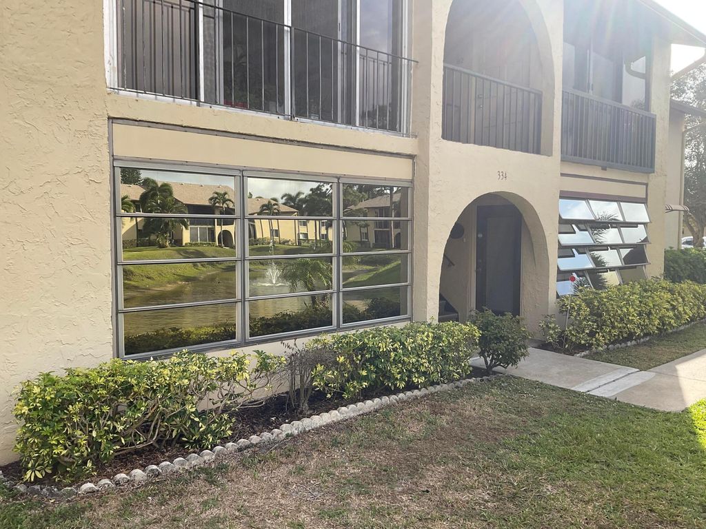 Photo of 334 Pine Ridge Circle #C-1, Greenacres, FL 33463 (MLS # R11168981)