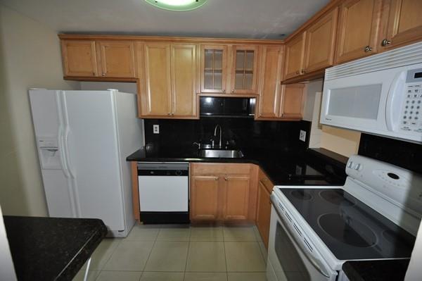 HERITAGE CIRCLE CONDO - Residential Lease