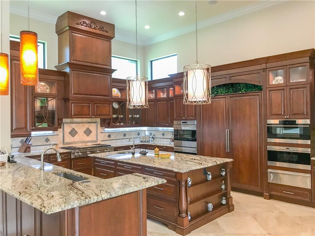 SUNSHINE RANCHES - Residential