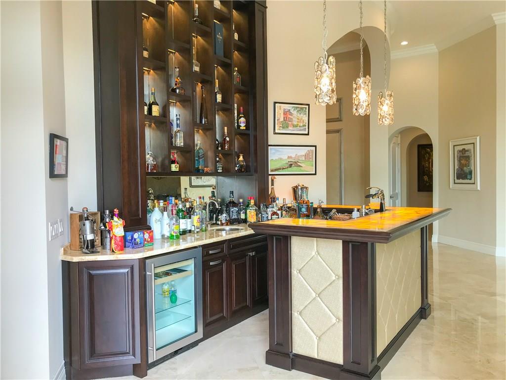 SUNSHINE RANCHES - Residential