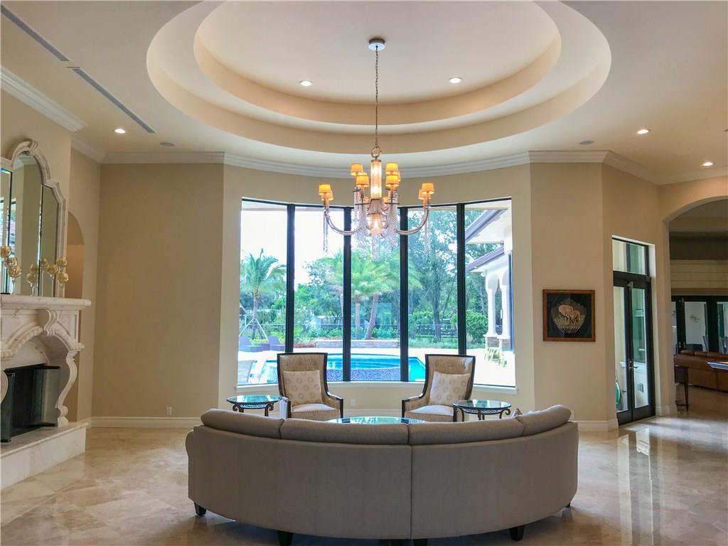 SUNSHINE RANCHES - Residential