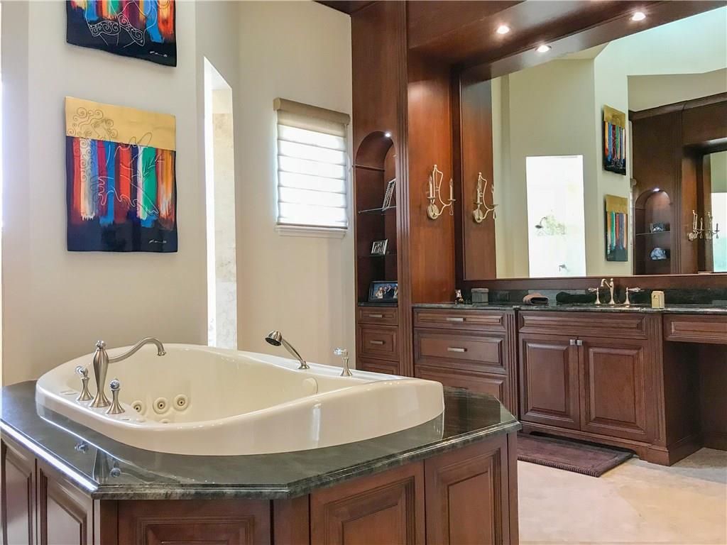 SUNSHINE RANCHES - Residential