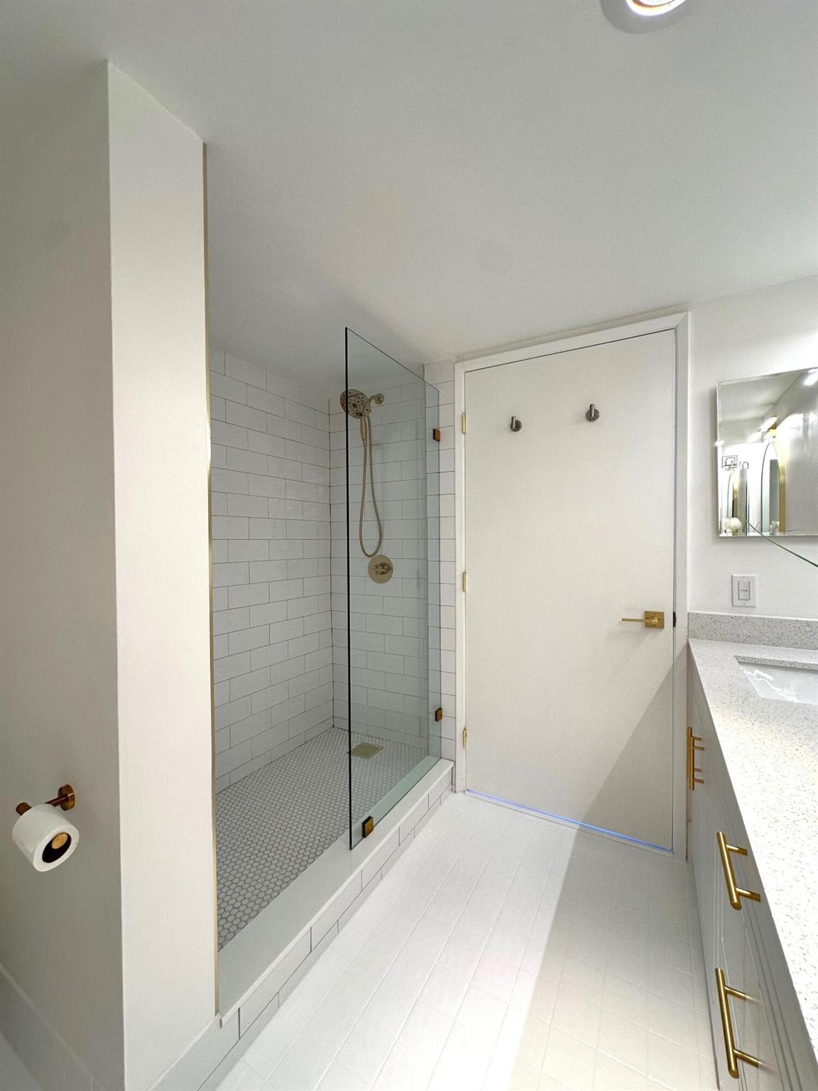 HUNTINGTON POINTE - Residential Lease