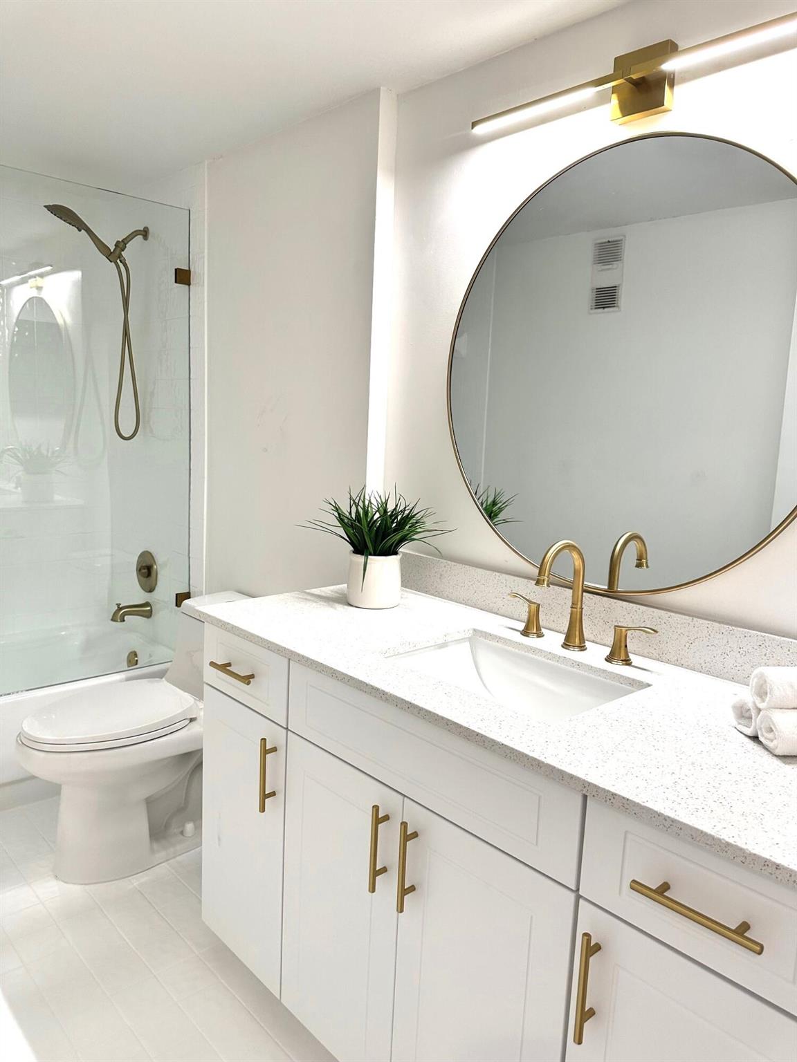 HUNTINGTON POINTE - Residential Lease